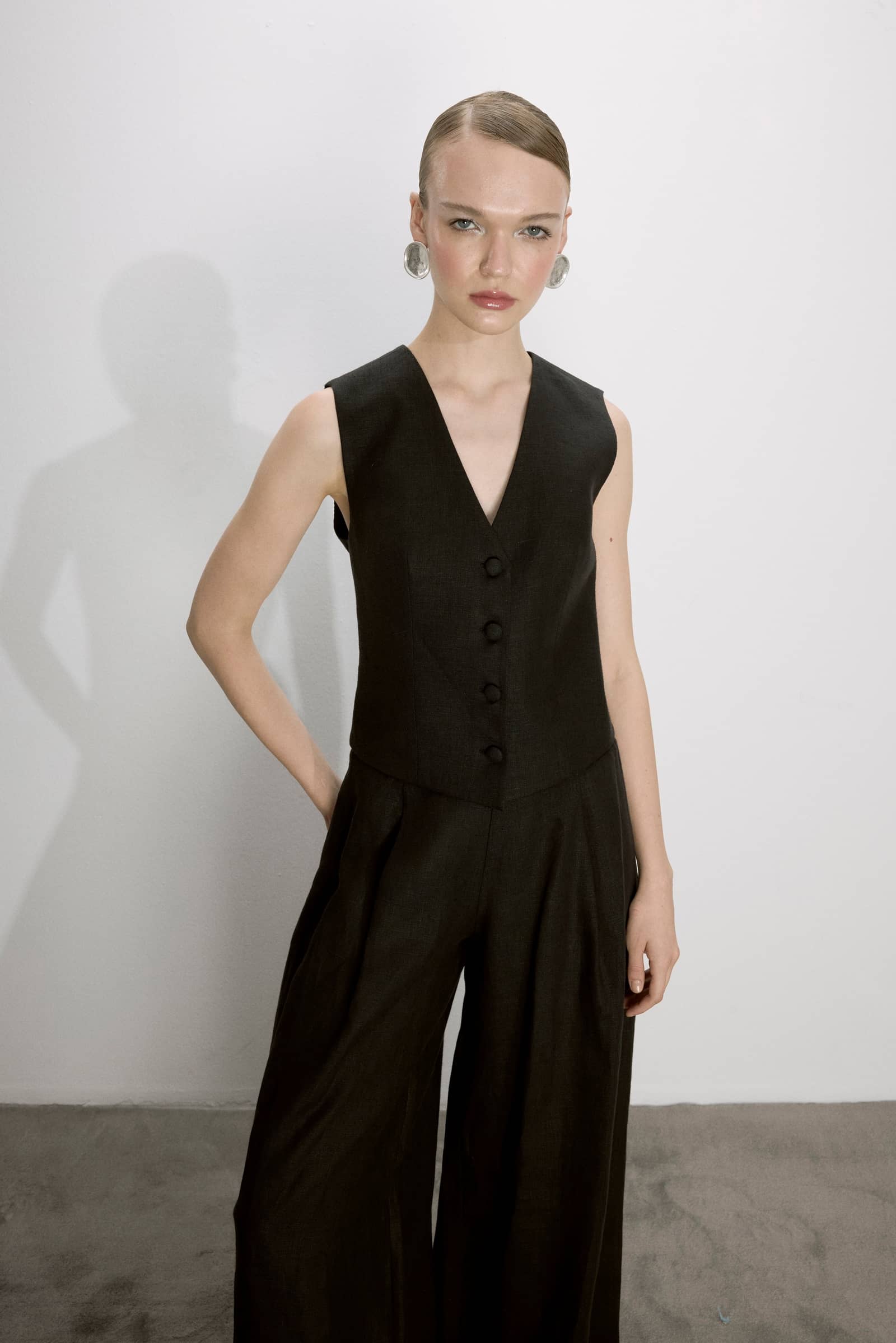 Brita Linen Vest In Black made by Nazli Ceren