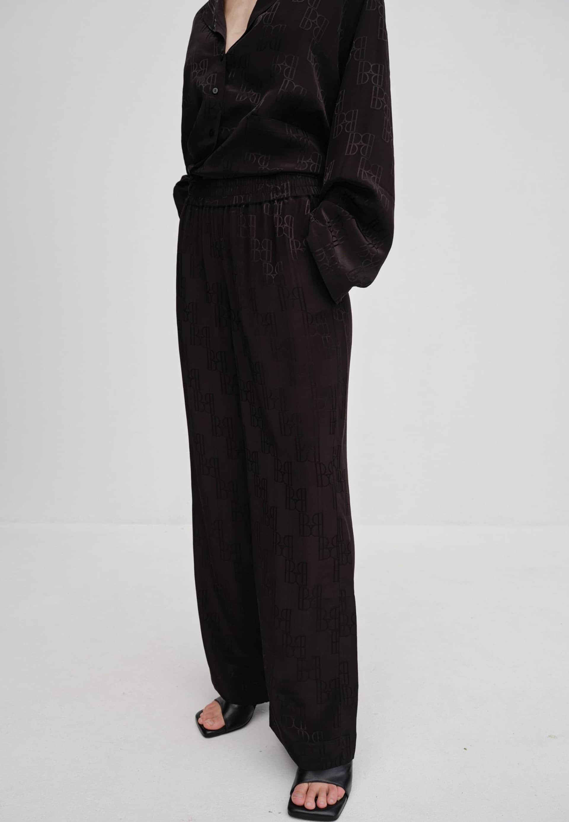 Pinky Pants - Black in Black made by HERSKIND