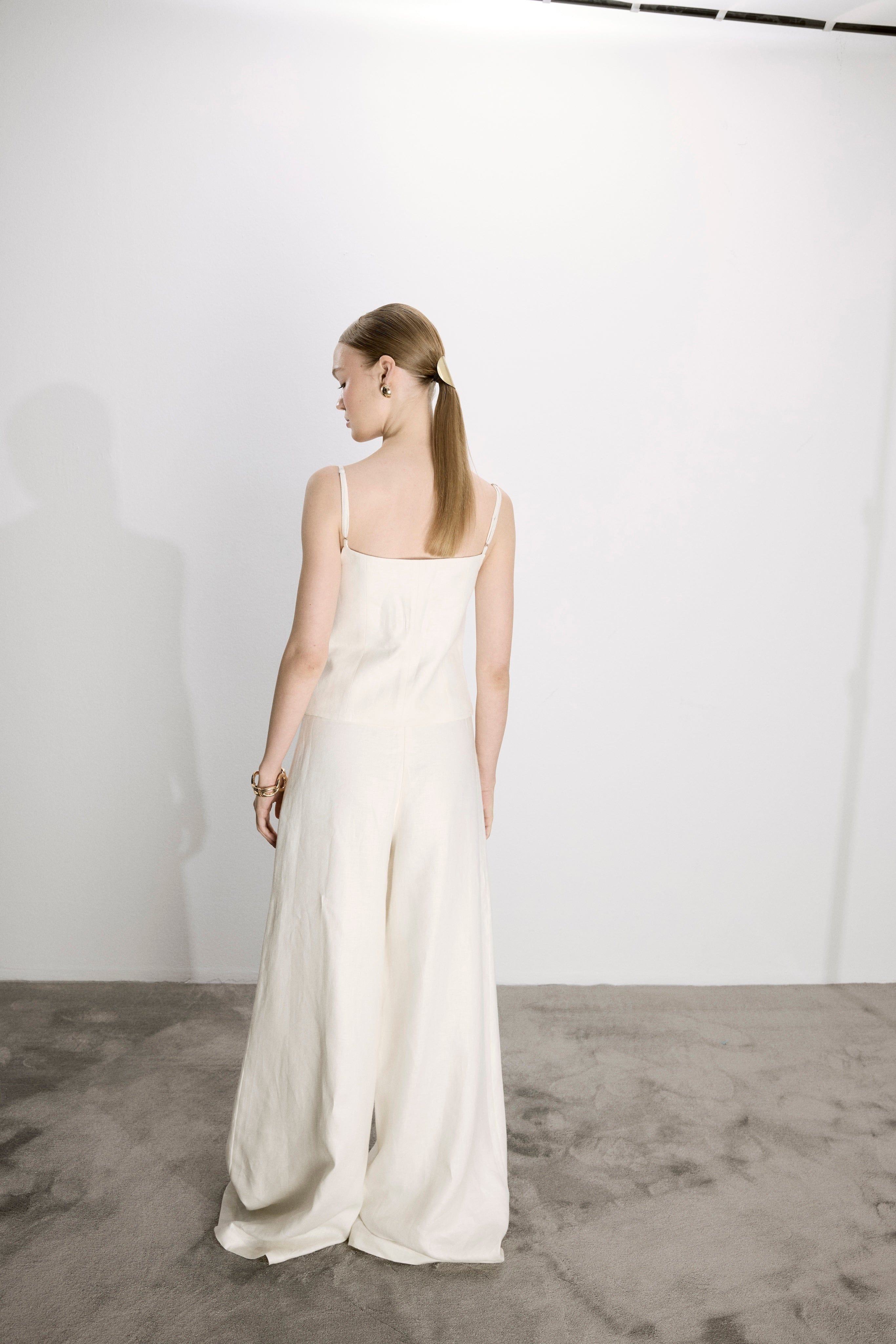 Mui Wide Leg Linen Trousers In White made by Nazli Ceren