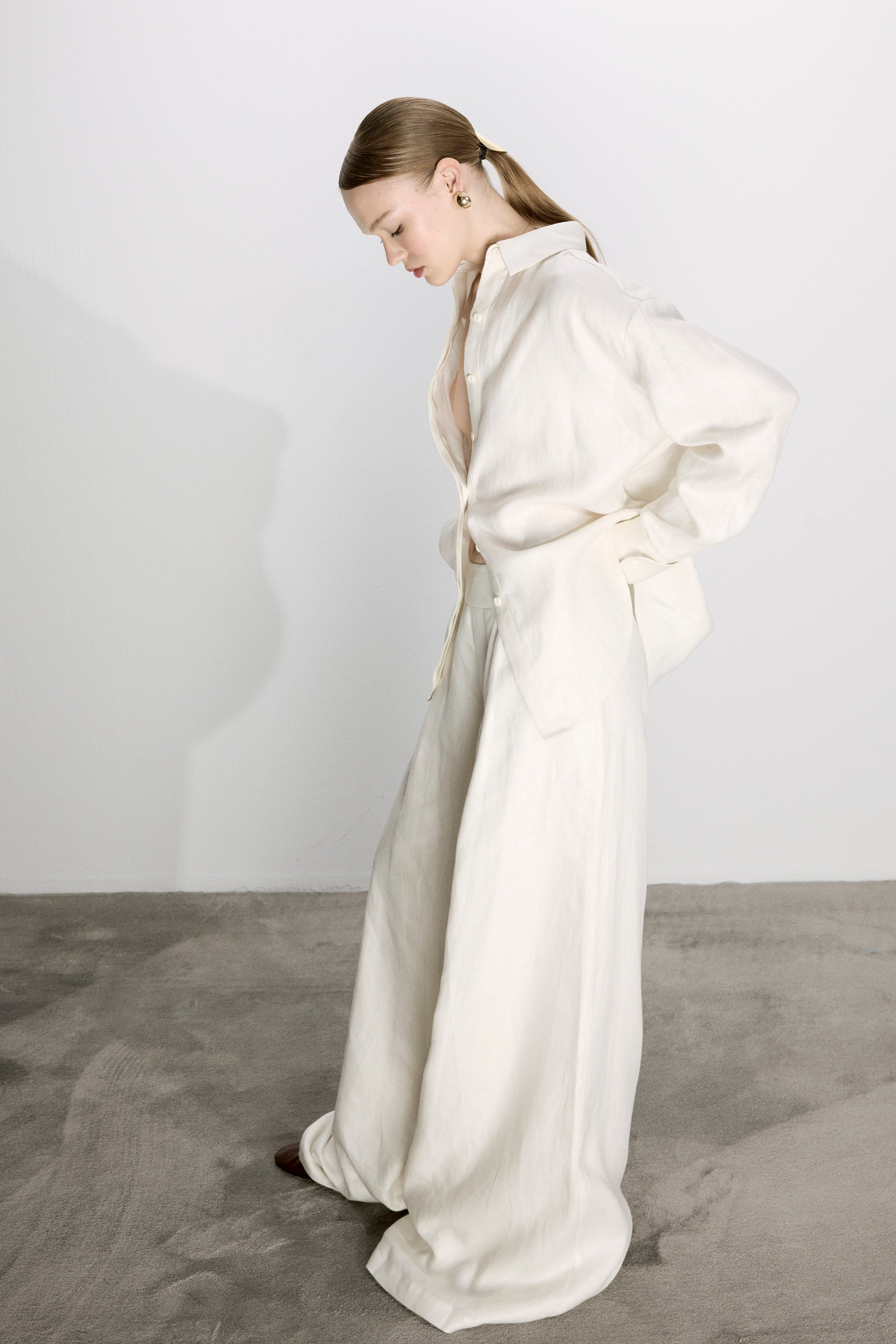 Mui Wide Leg Linen Trousers In White made by Nazli Ceren