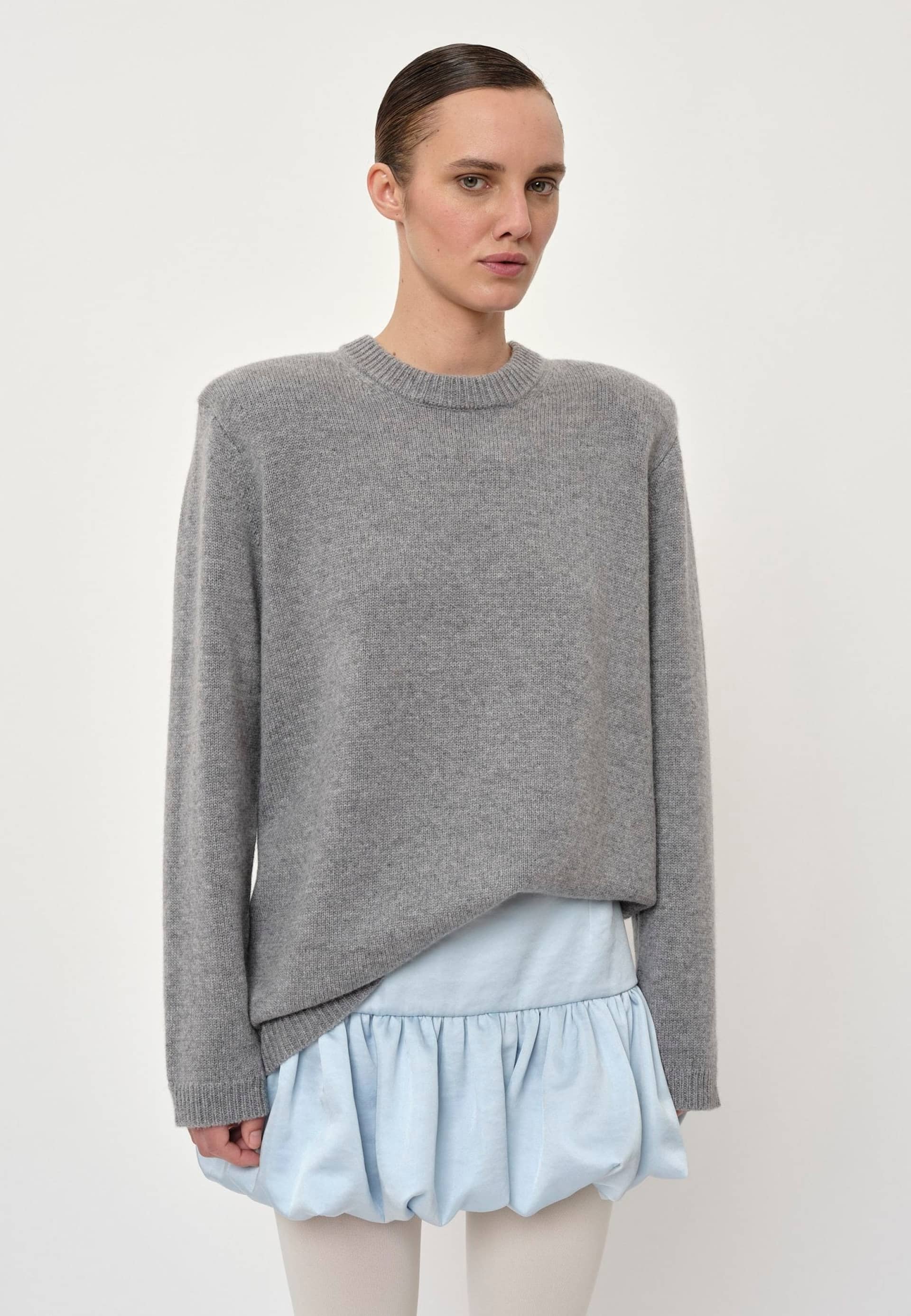 Medina Knit Sweater - Light Grey made by HERSKIND