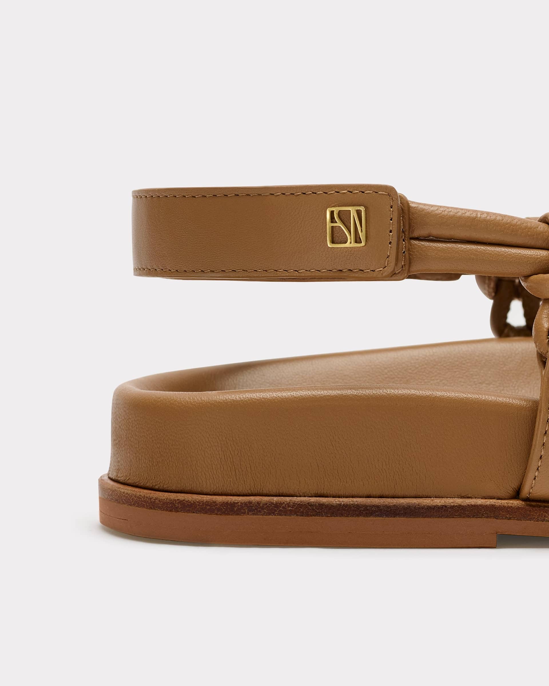 The Sporty Slingback - Tan made by ESSEN