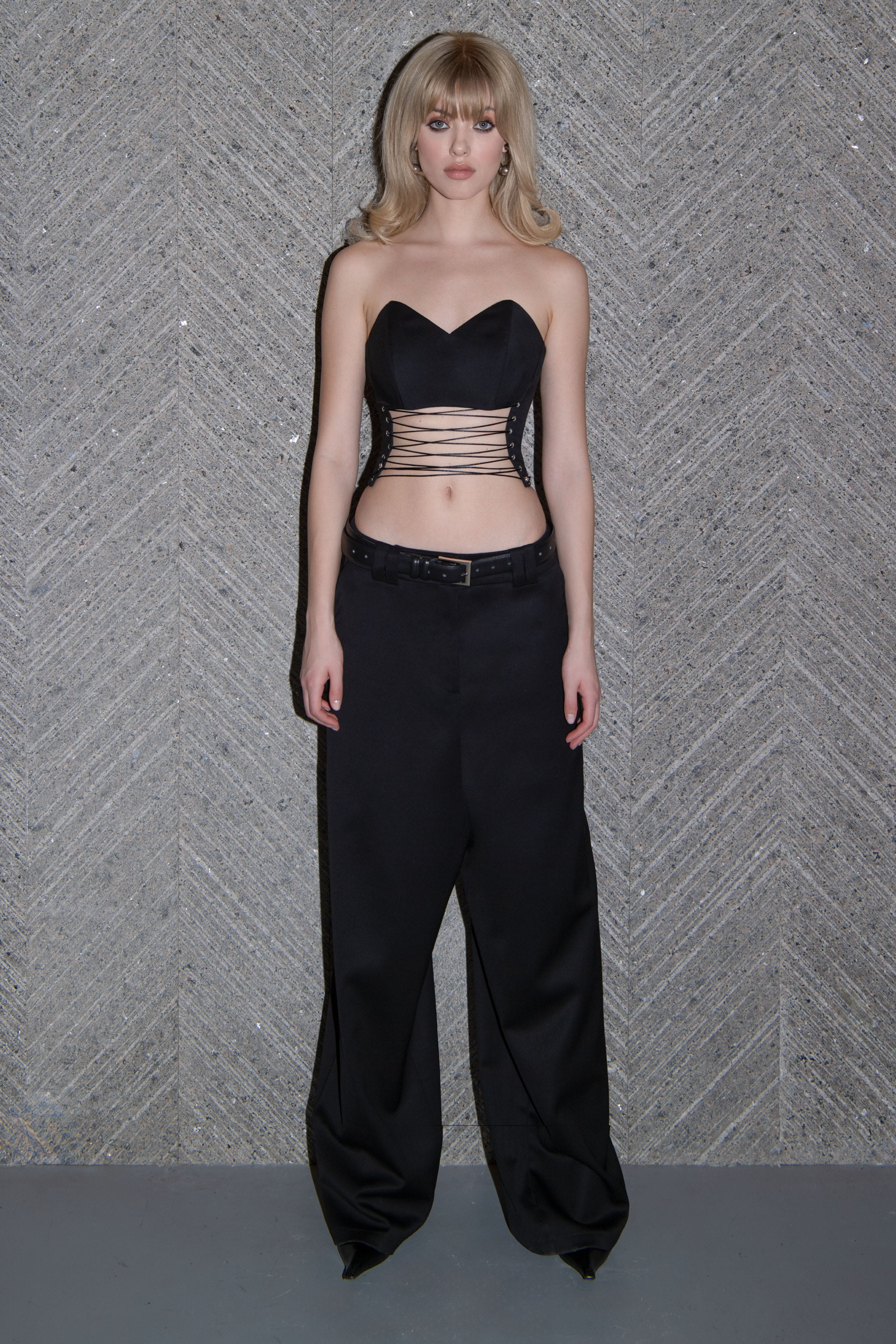 Low Waist Trousers in Black made by Vestiaire d'un Oiseau Libre