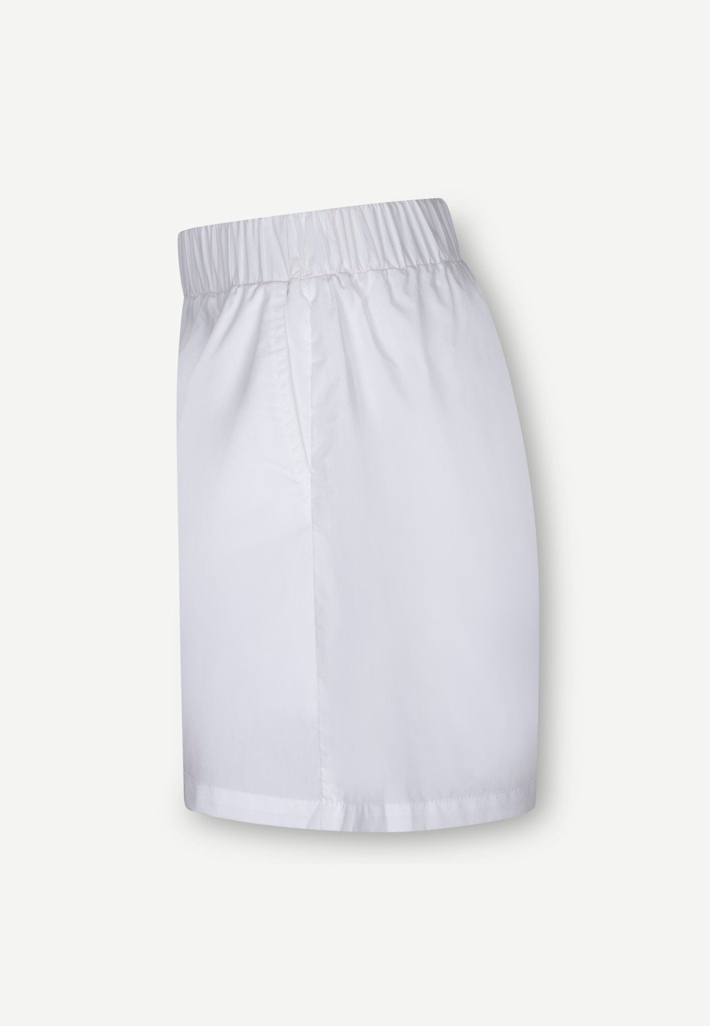 Bryan  Shorts - White made by HERSKIND