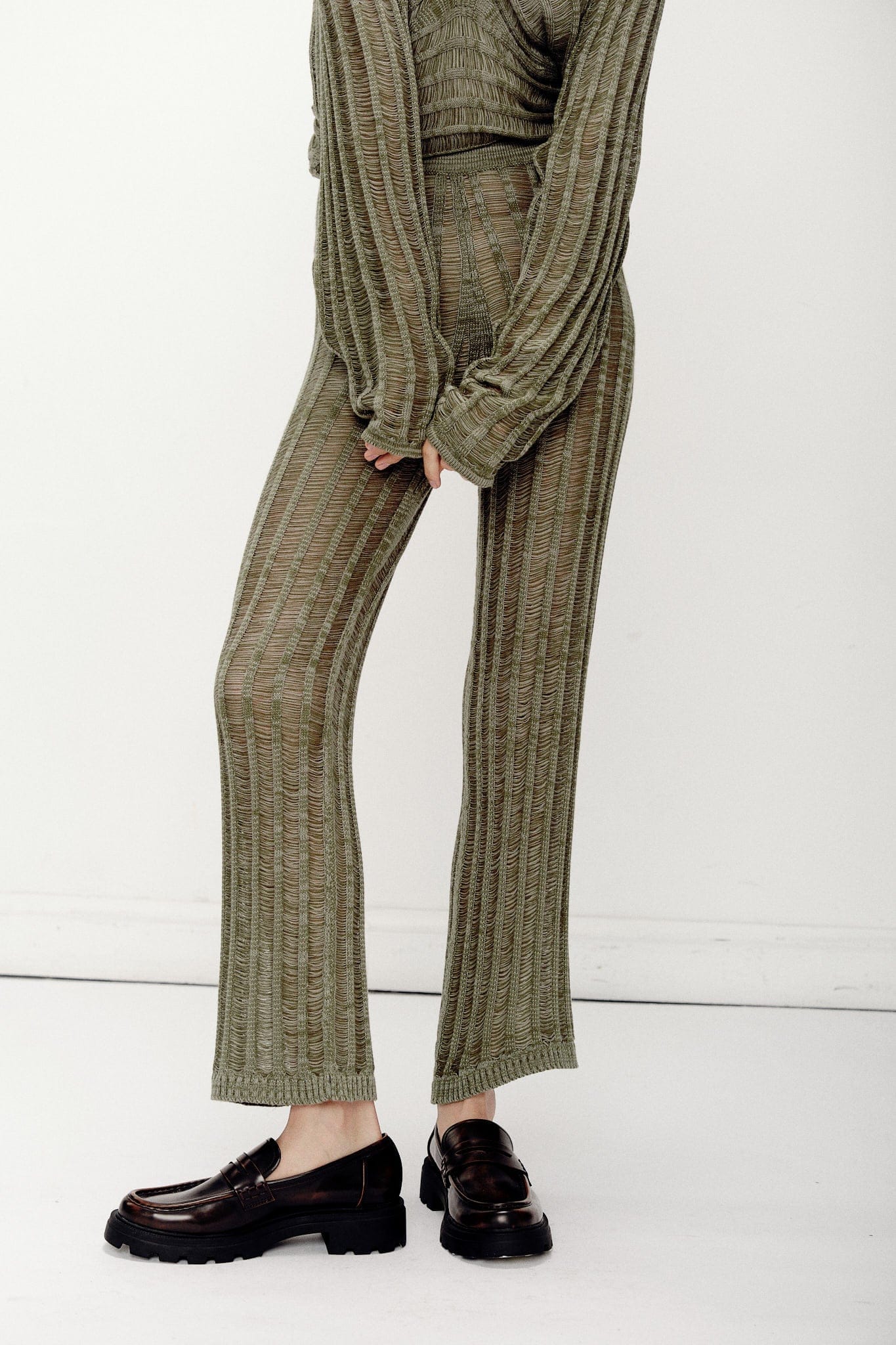 Samán Pant Green made by Peregrina