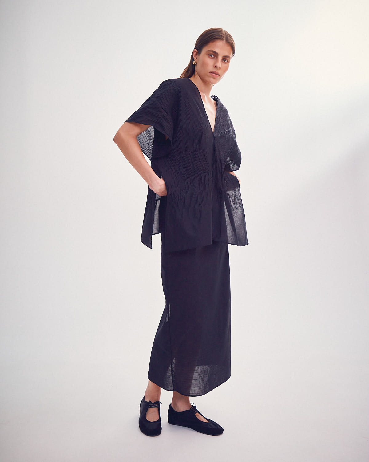 SKIRT WITH A TIED BELT made by DELEGAN Clothes