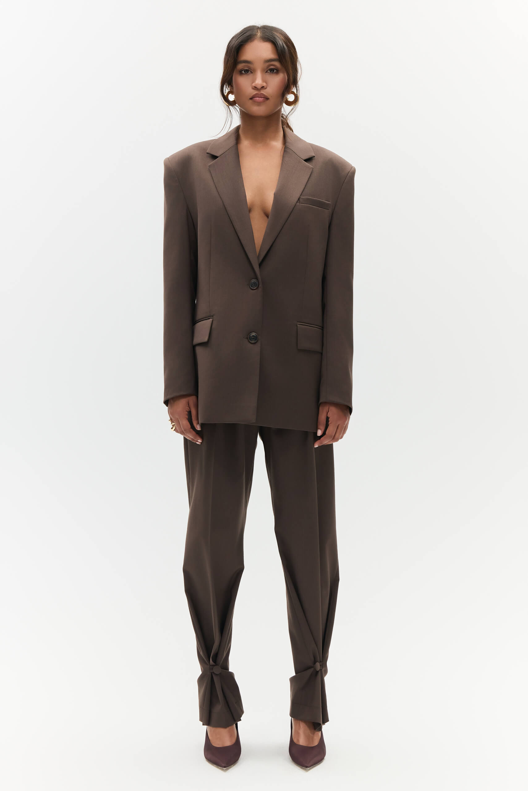 ELEGANT TROUSERS, FASTENED AT THE BOTTOM made by BENU Studio