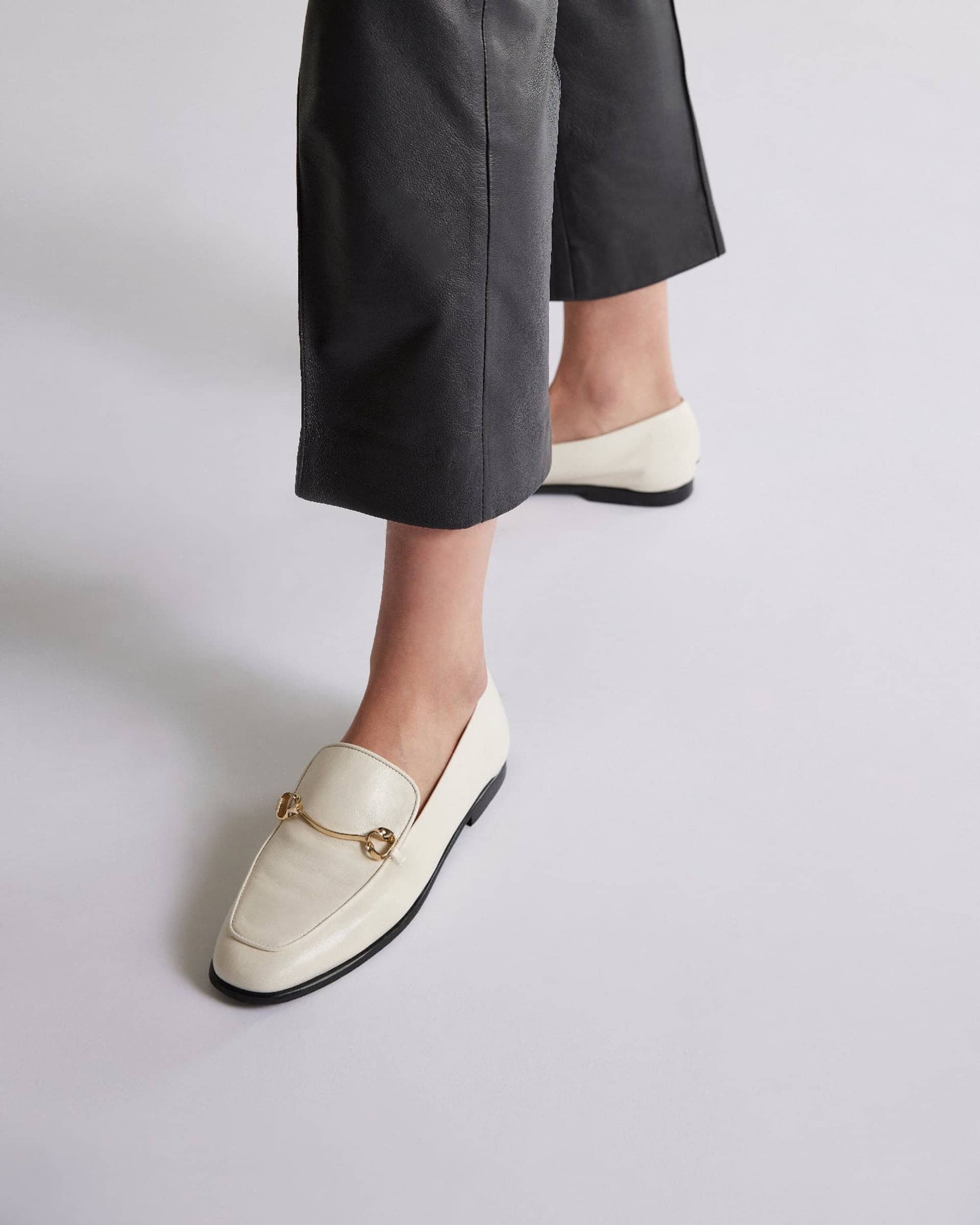 The Modern Moccasin - Butter With Hardware made by ESSEN