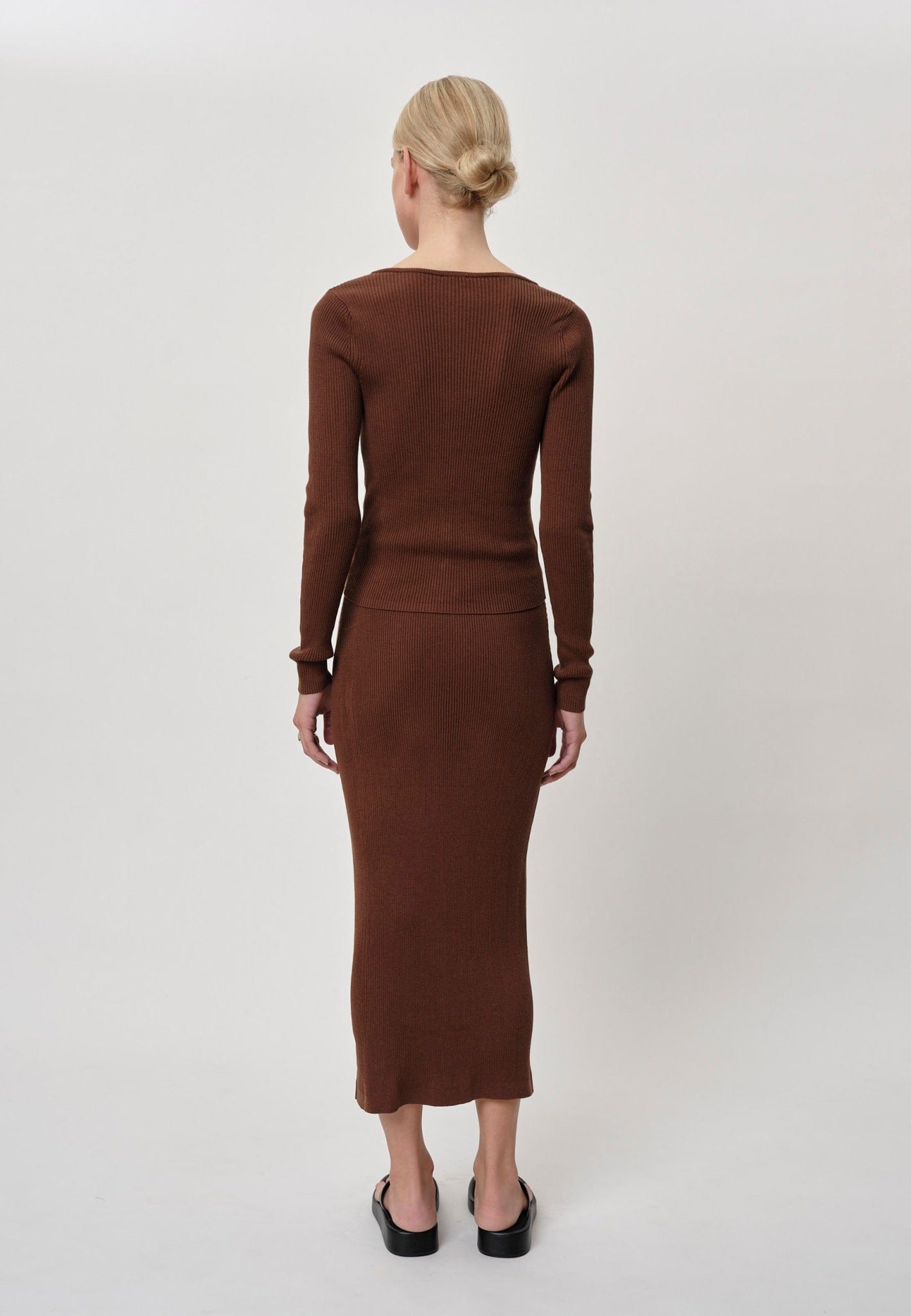 Gili Knit Blouse - Toffee made by HERSKIND