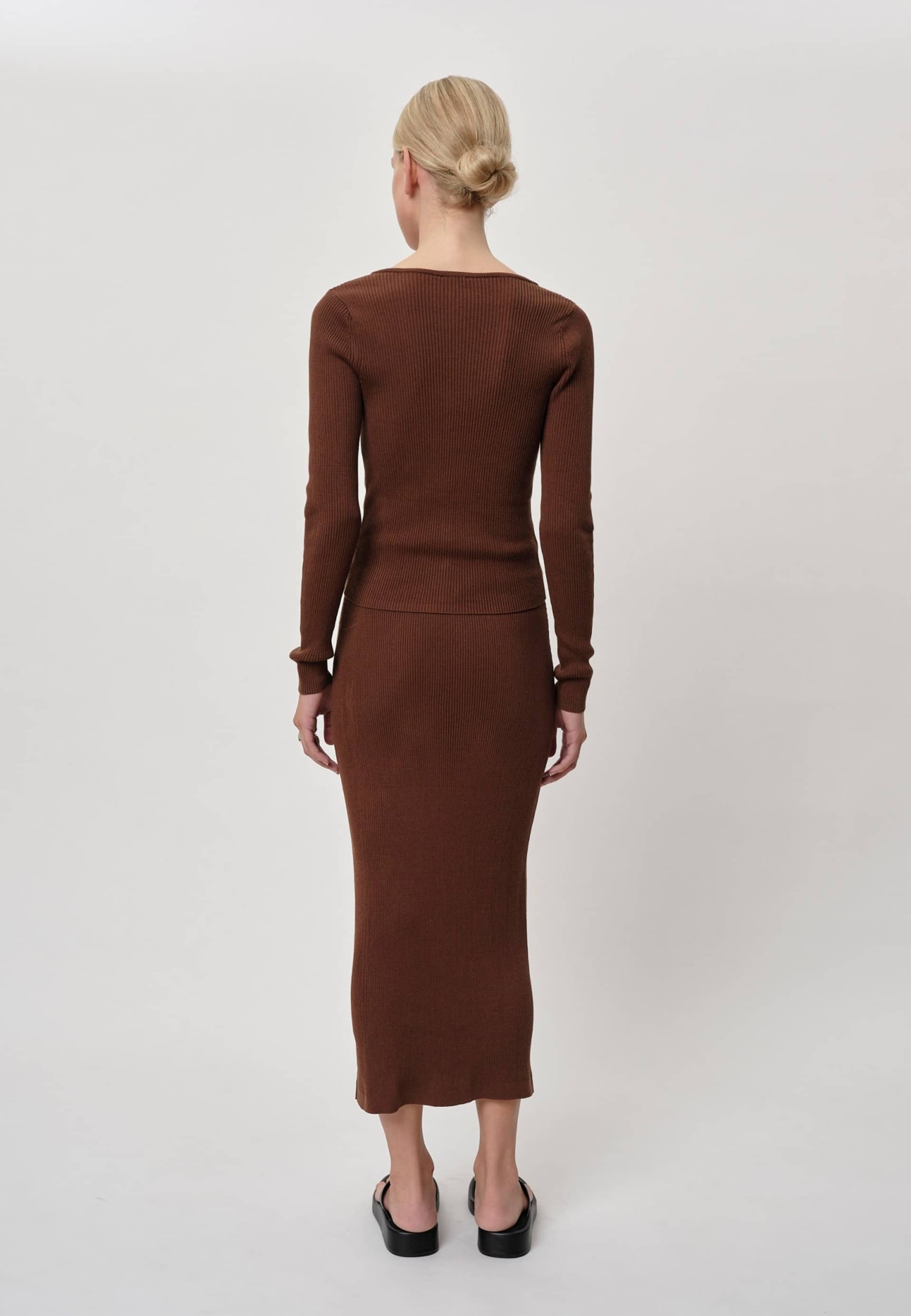 Gili Knit Blouse - Toffee made by HERSKIND