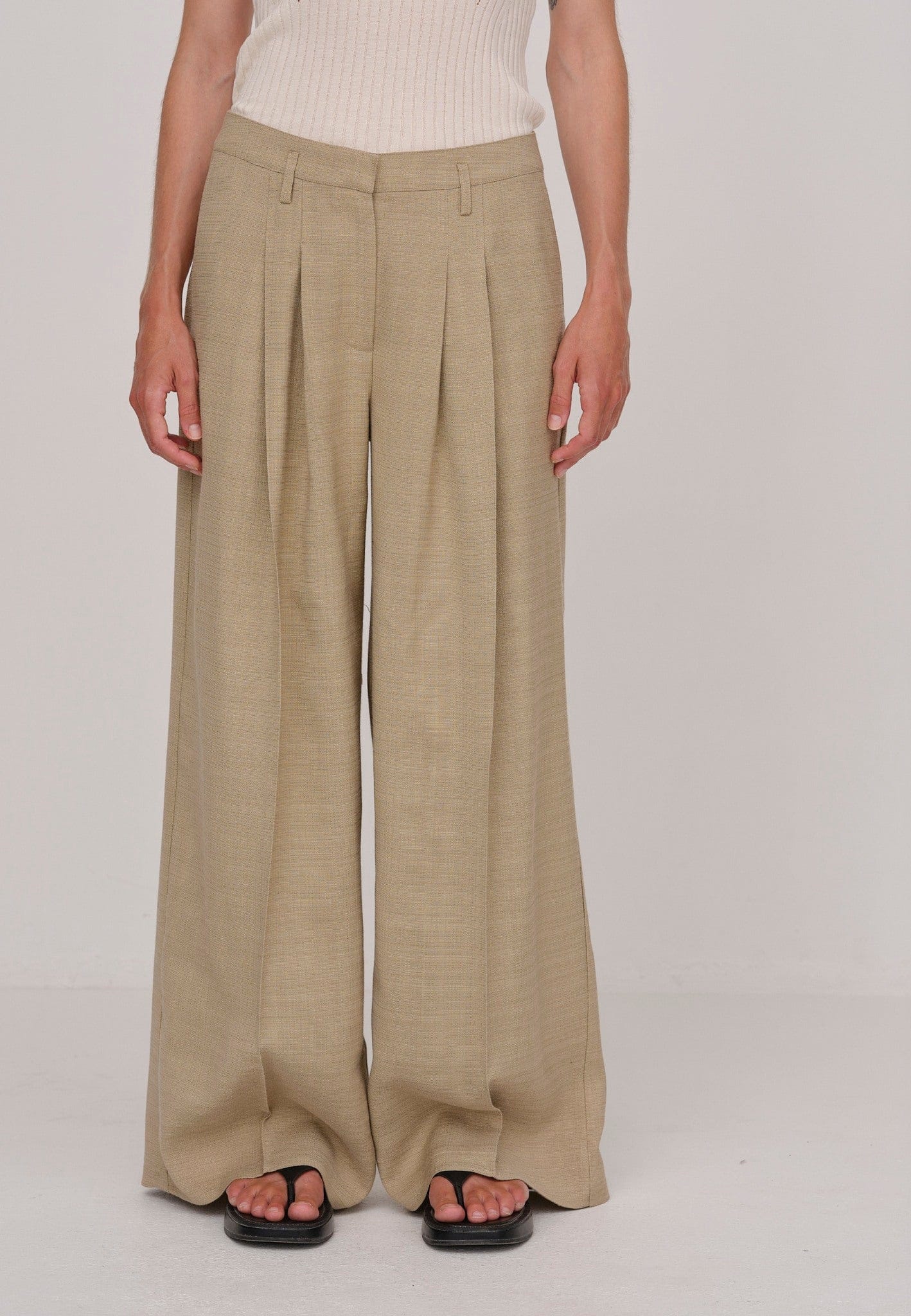 Lotus Pants - Croissant made by HERSKIND