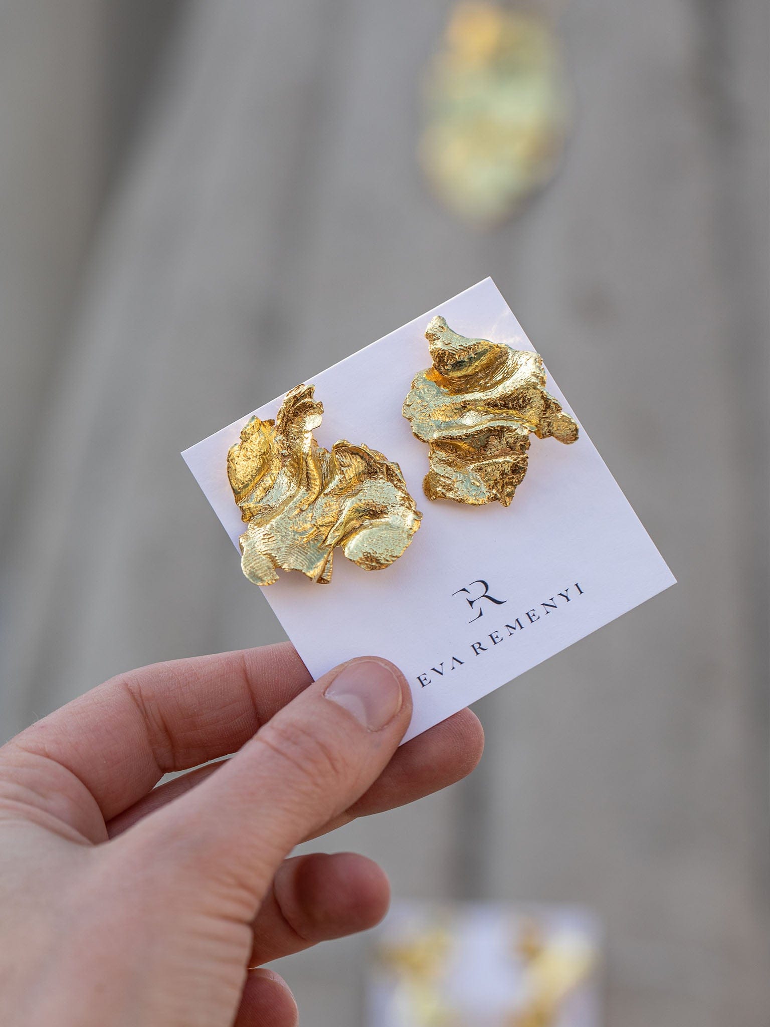 Artemis Goddess Earrings Gold in Gold made by Eva Remenyi