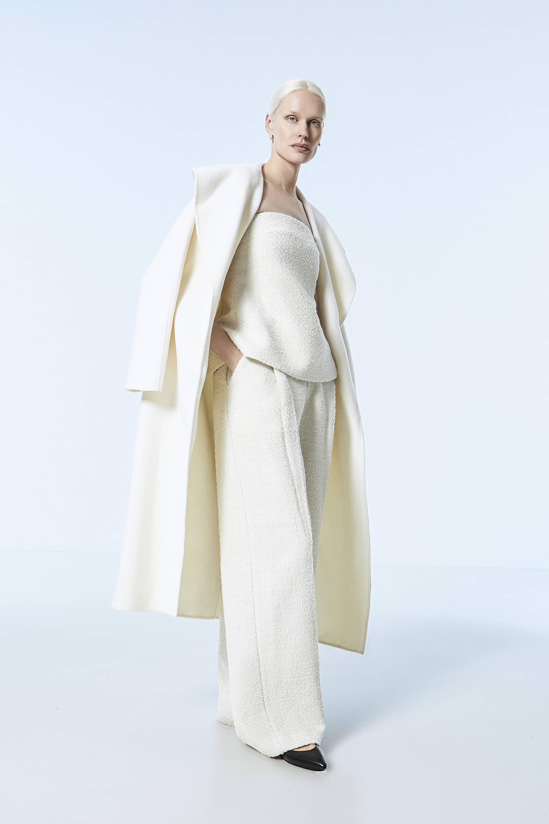 The Mary Jane - Black made by ESSEN