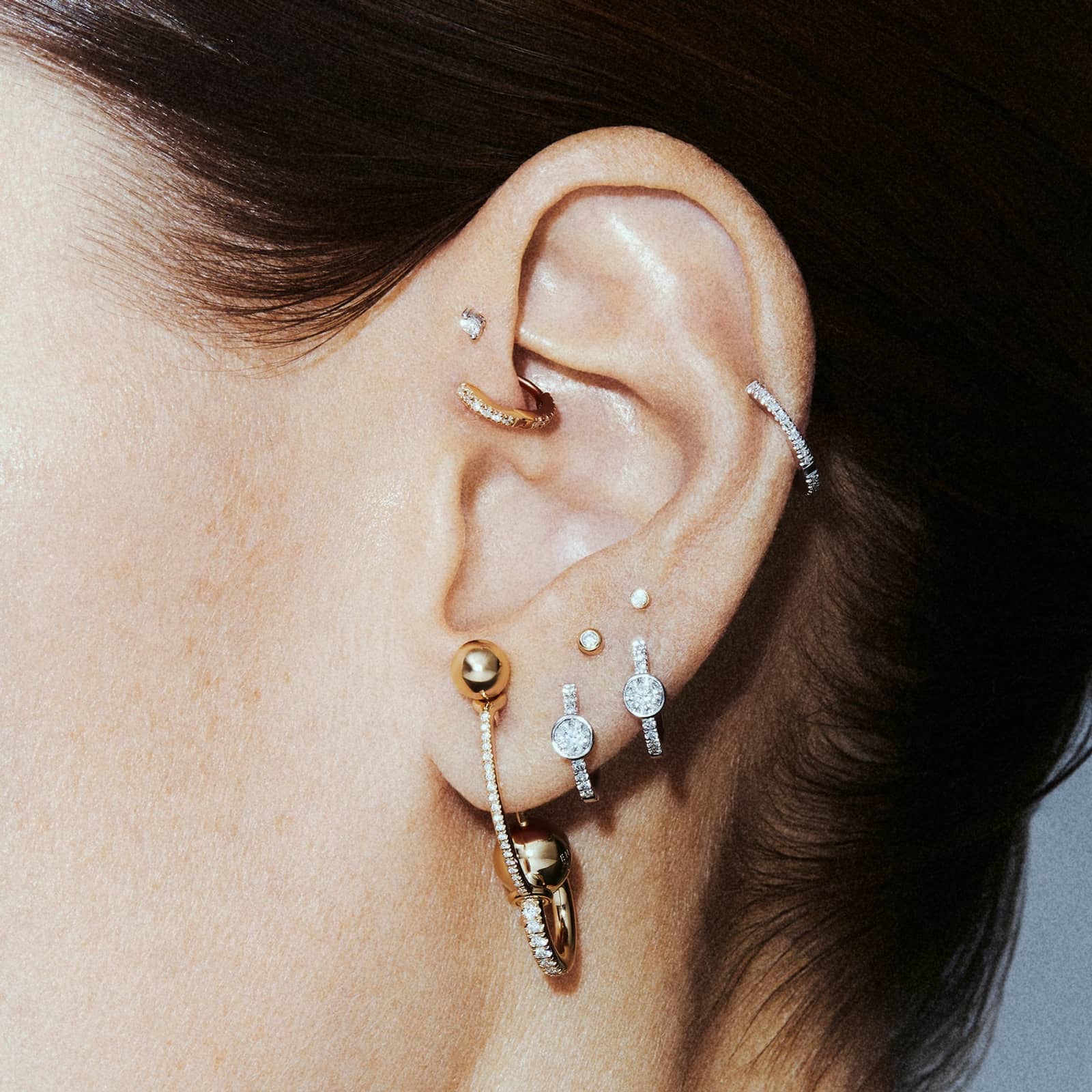 FULL MOON LABRET - WHITE GOLD made by ENNUI