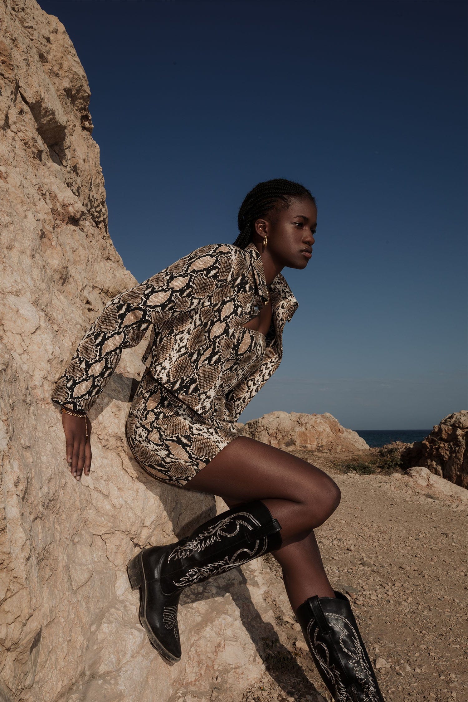 Paris Crop Jacket made by Lora Istanbul