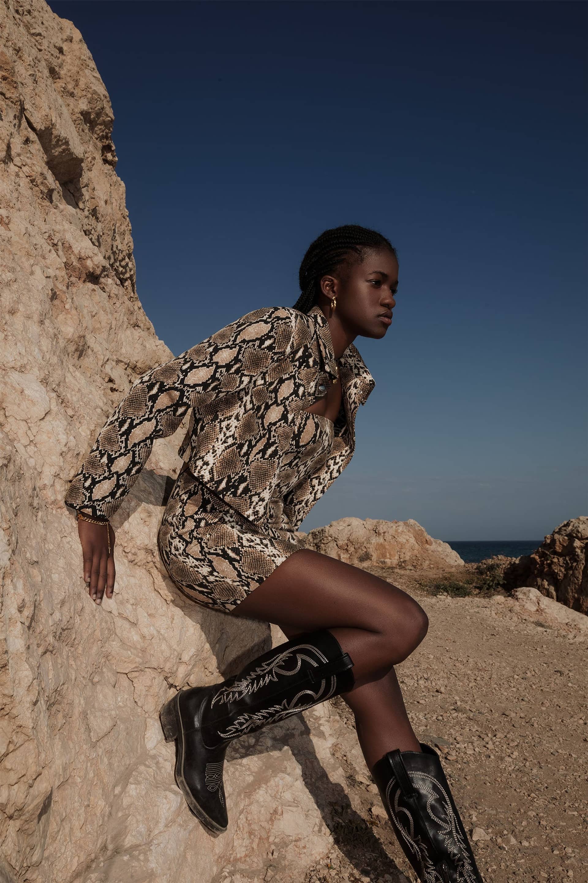 Paris Crop Jacket made by Lora Istanbul