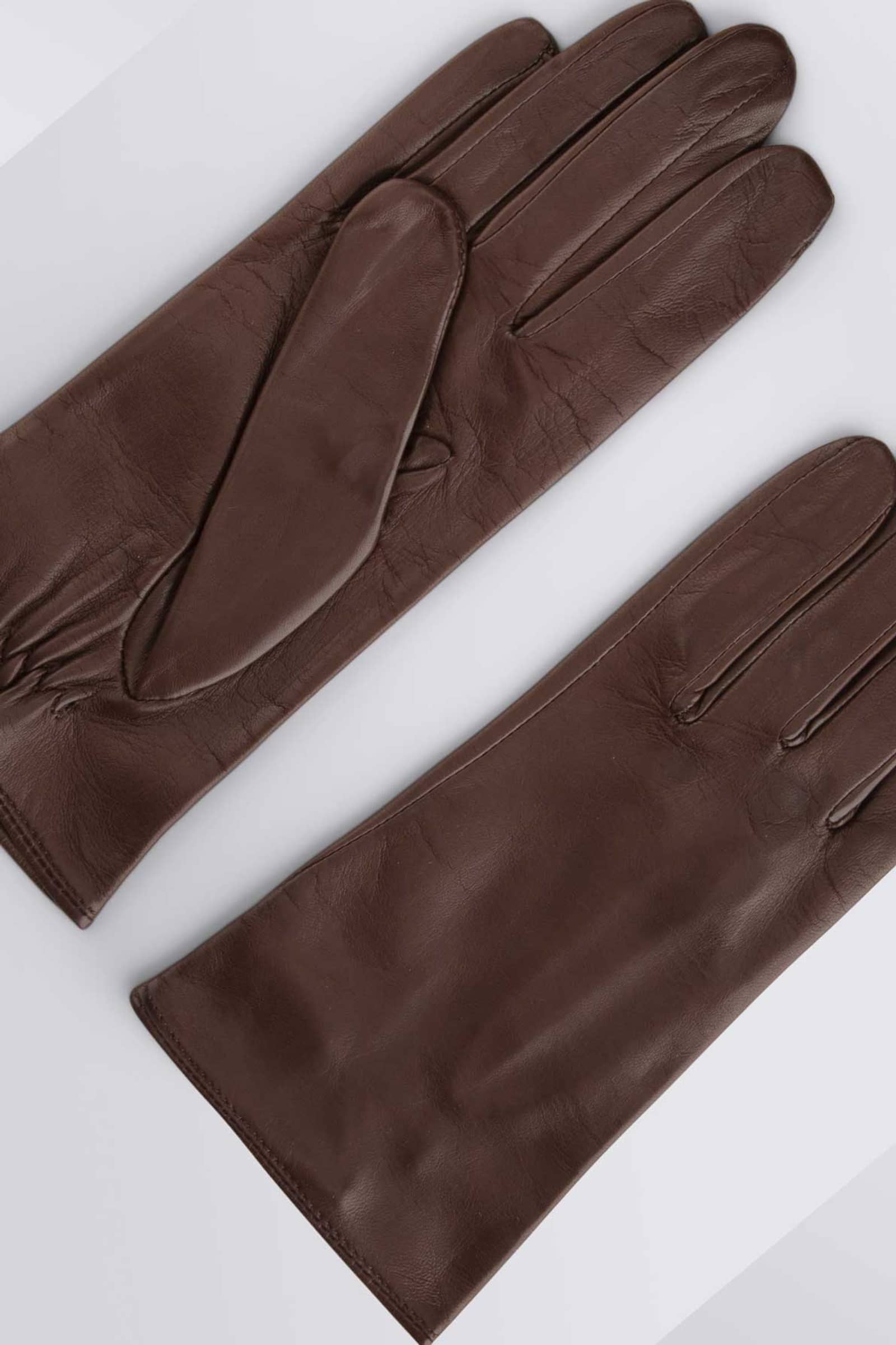 Washable Leather London Tan made by Handsome Stockholm