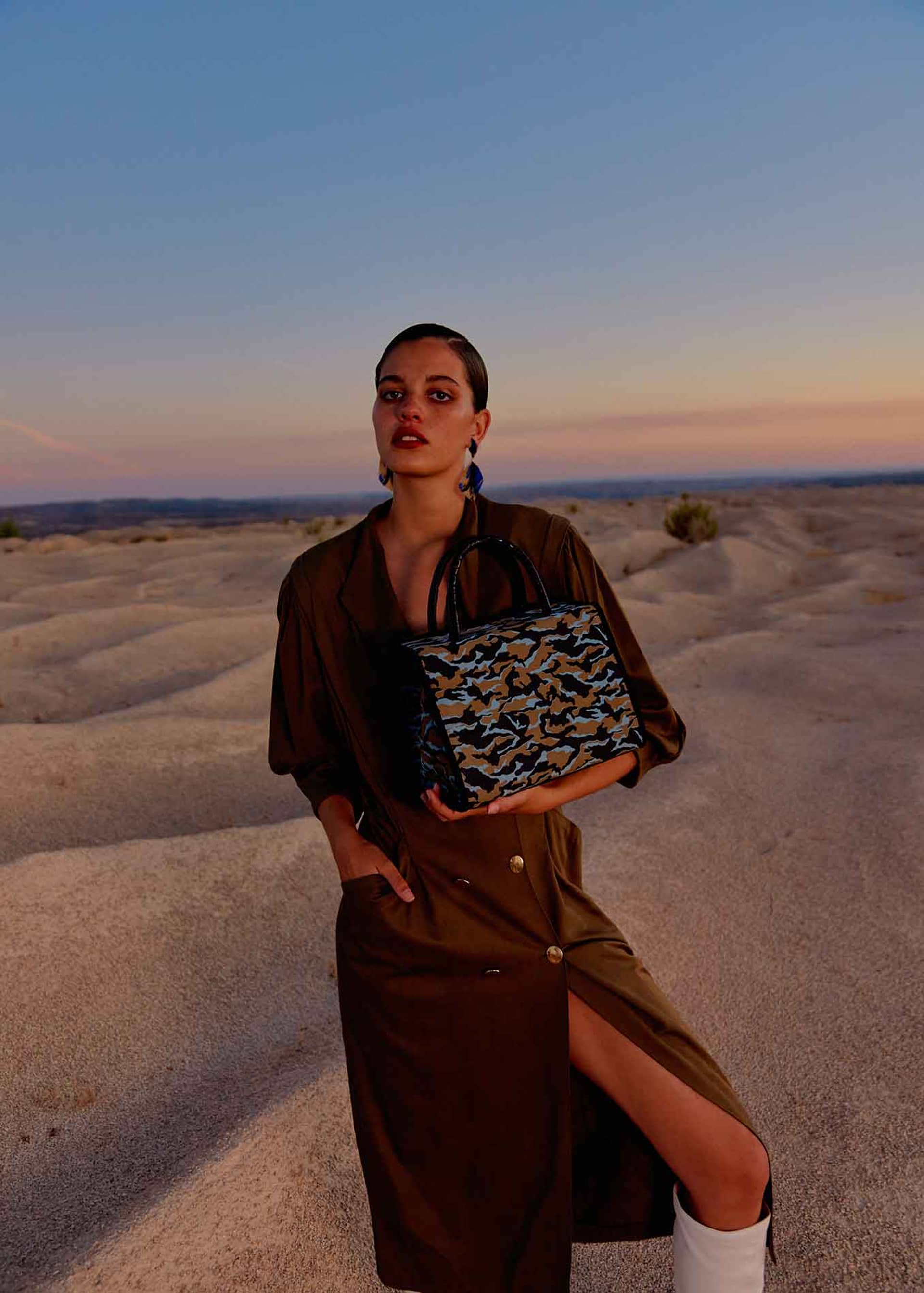 Sophia Camouflage Turquoise made by Phialebel