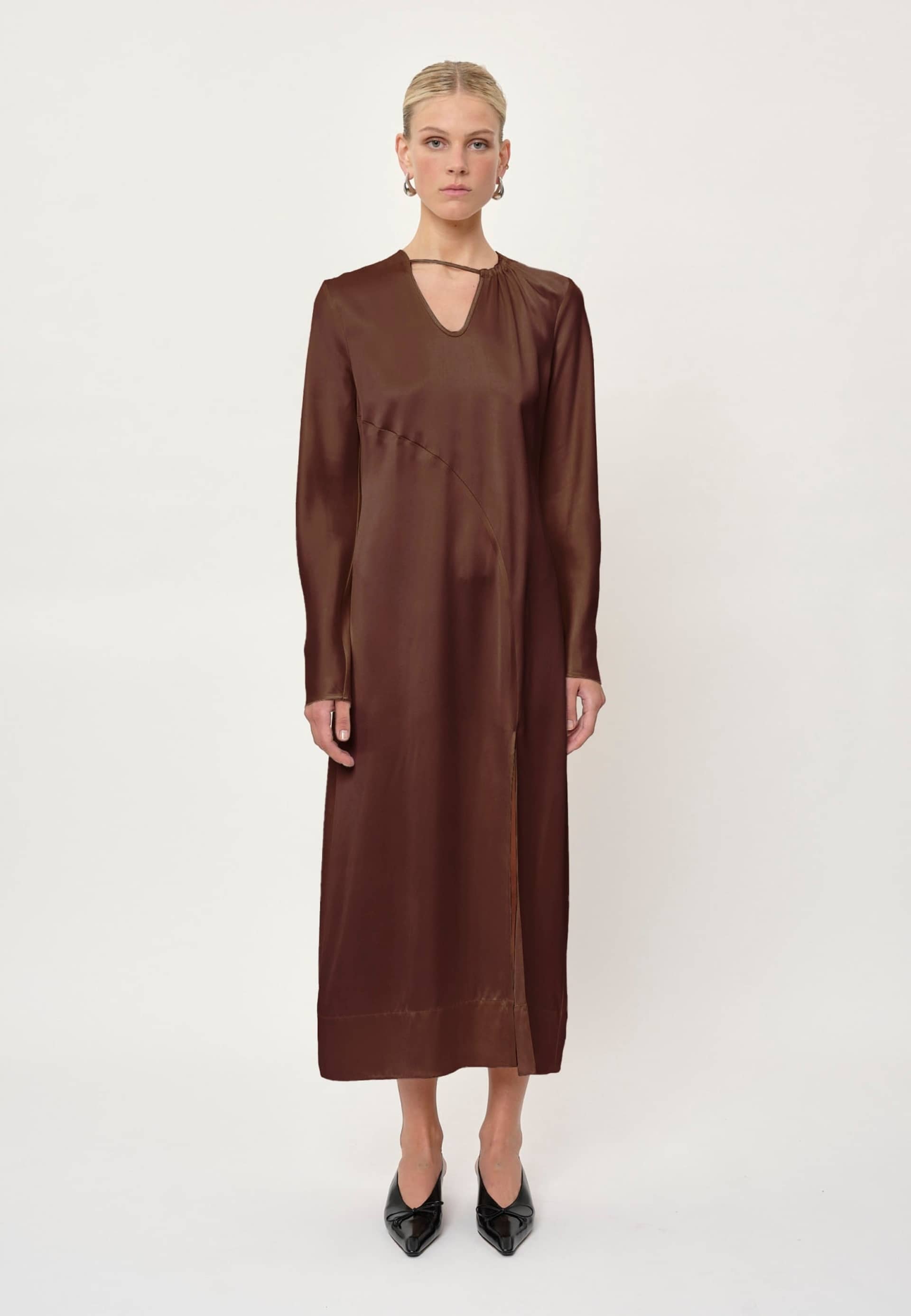 Amber Dress - Toffee made by HERSKIND