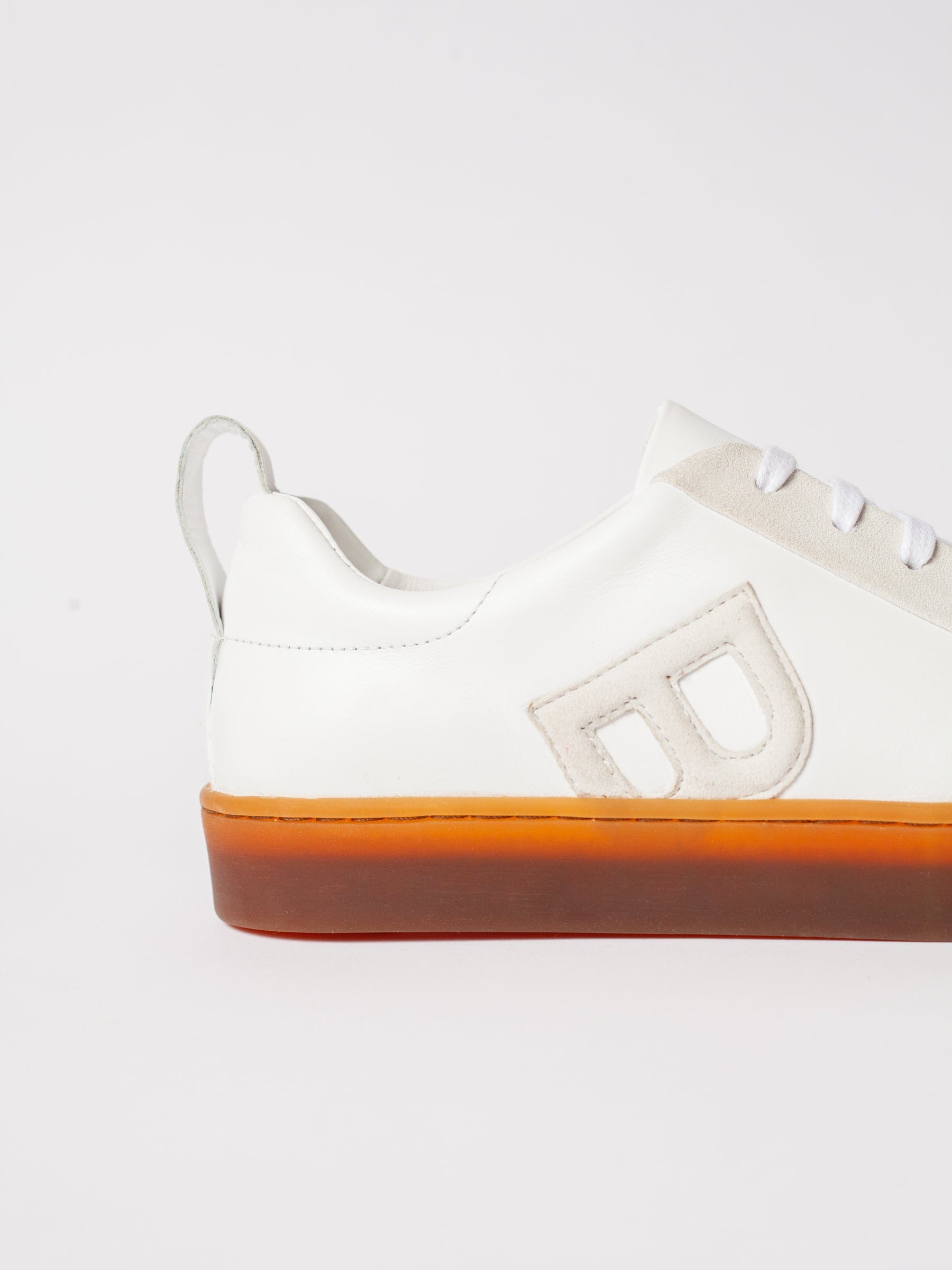 THE ELIN WHITE SNEAKER made by Blankens