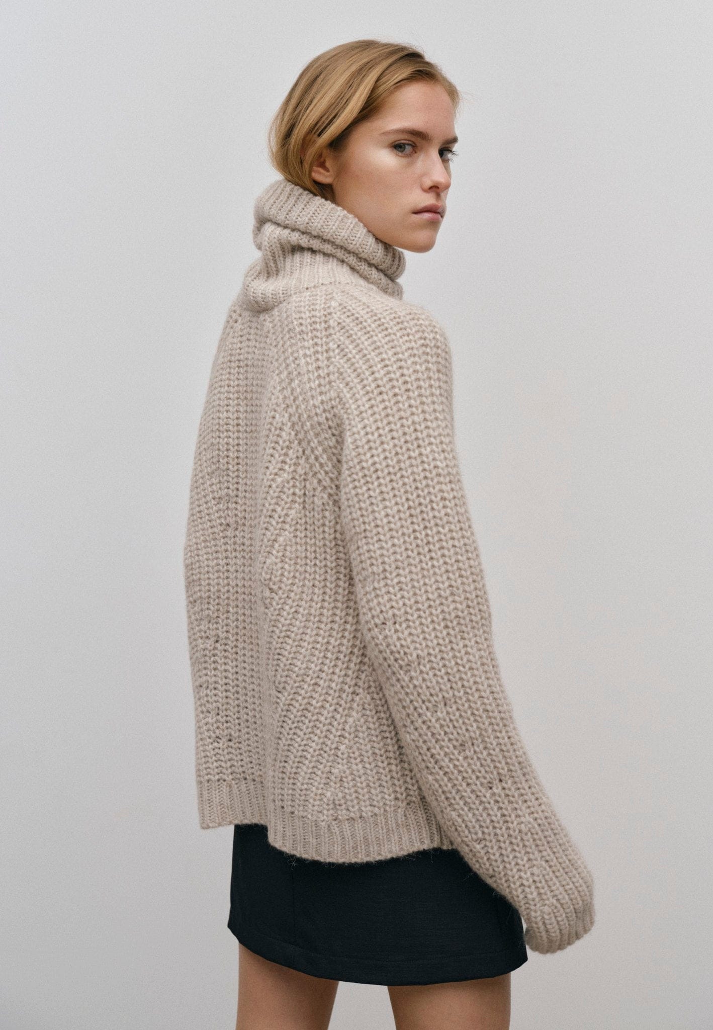 Henny Knit Turtleneck - Ecru made by HERSKIND