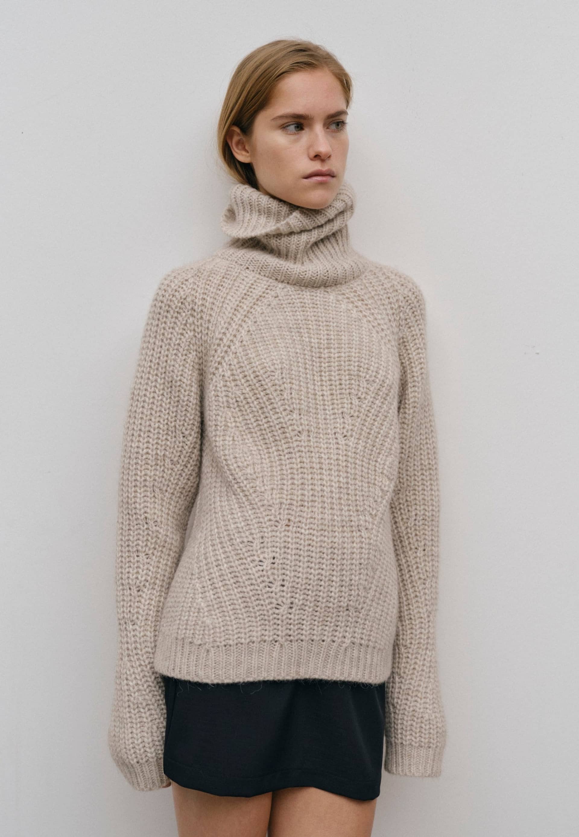 Henny Knit Turtleneck - Ecru made by HERSKIND