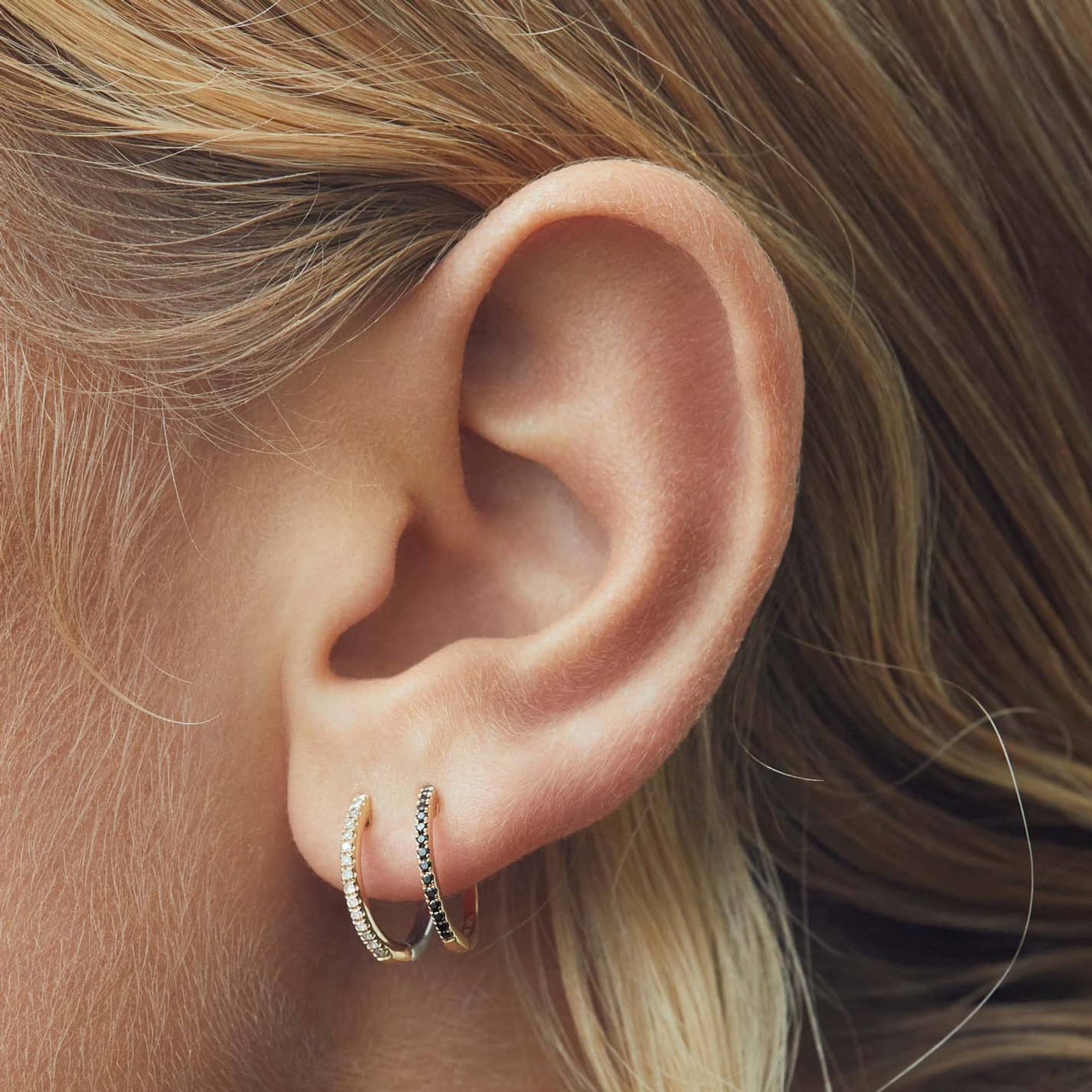 HOOP BLACK/WHITE DIAMOND & YELLOW GOLD - 14mm made by ENNUI