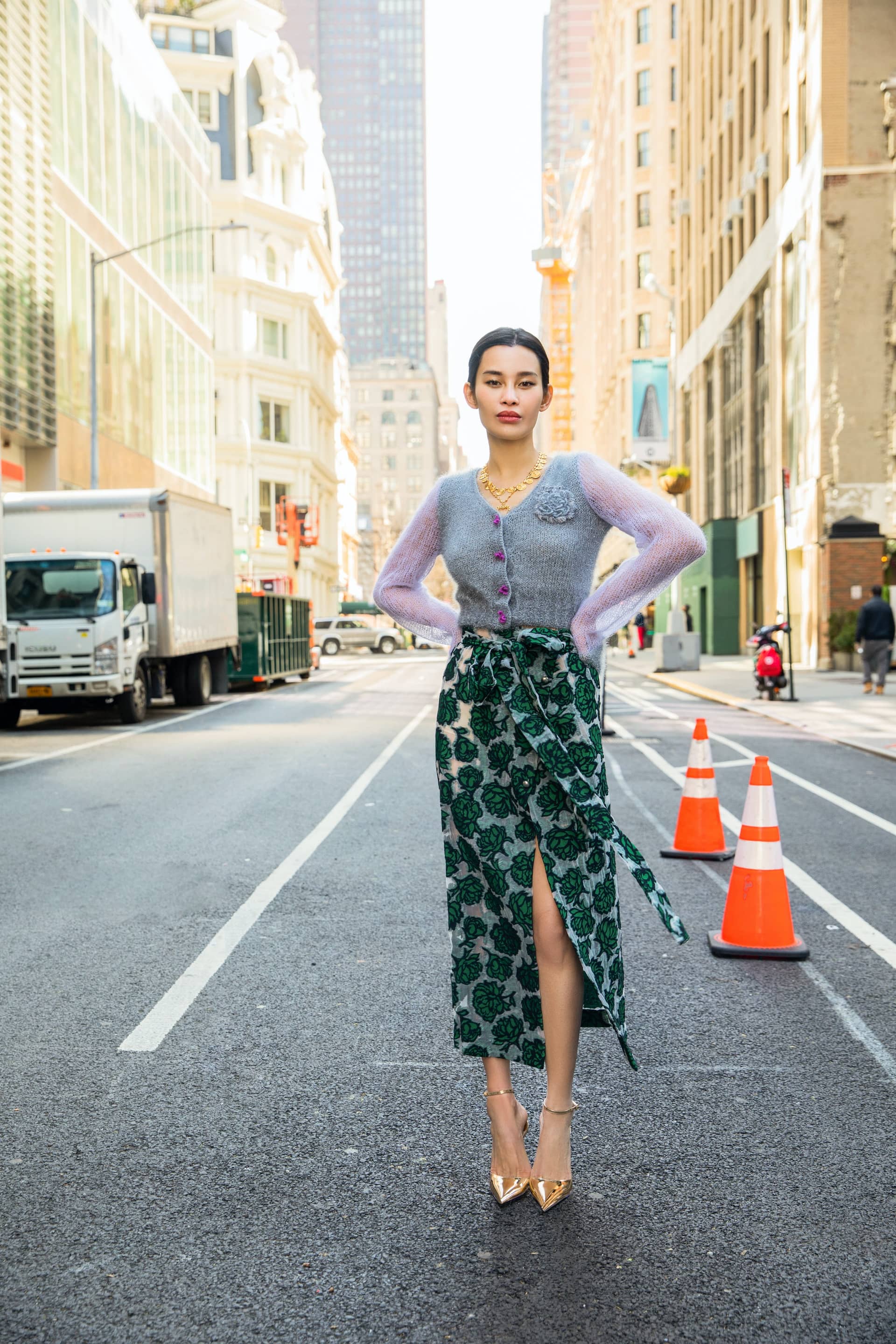 Grey Handmade Cashmere Knit Cardigan in Grey made by ANDREEVA