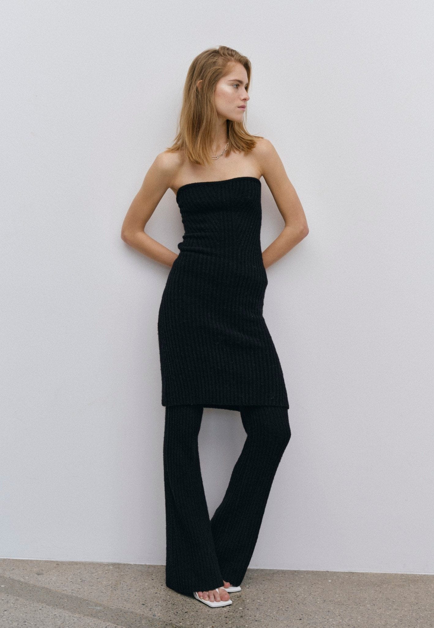 Ziggy Knit Dress - Black made by HERSKIND