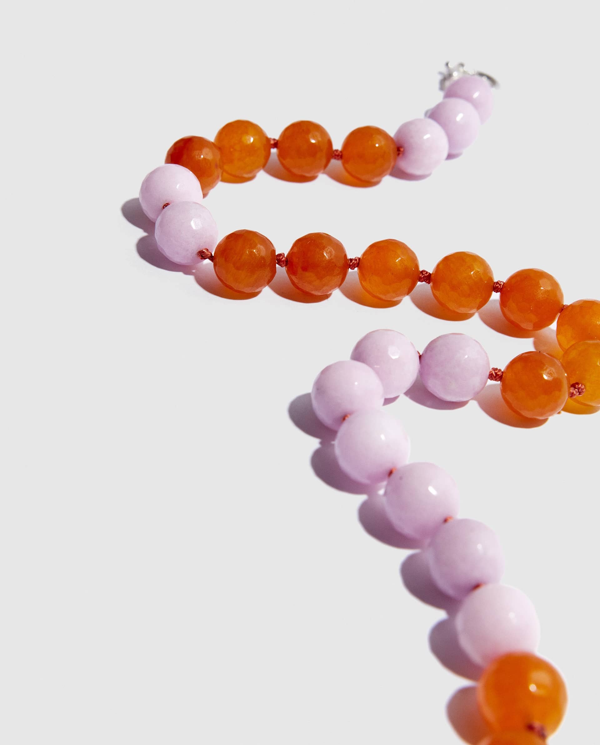 Rose necklace in natural stones made by Phialebel