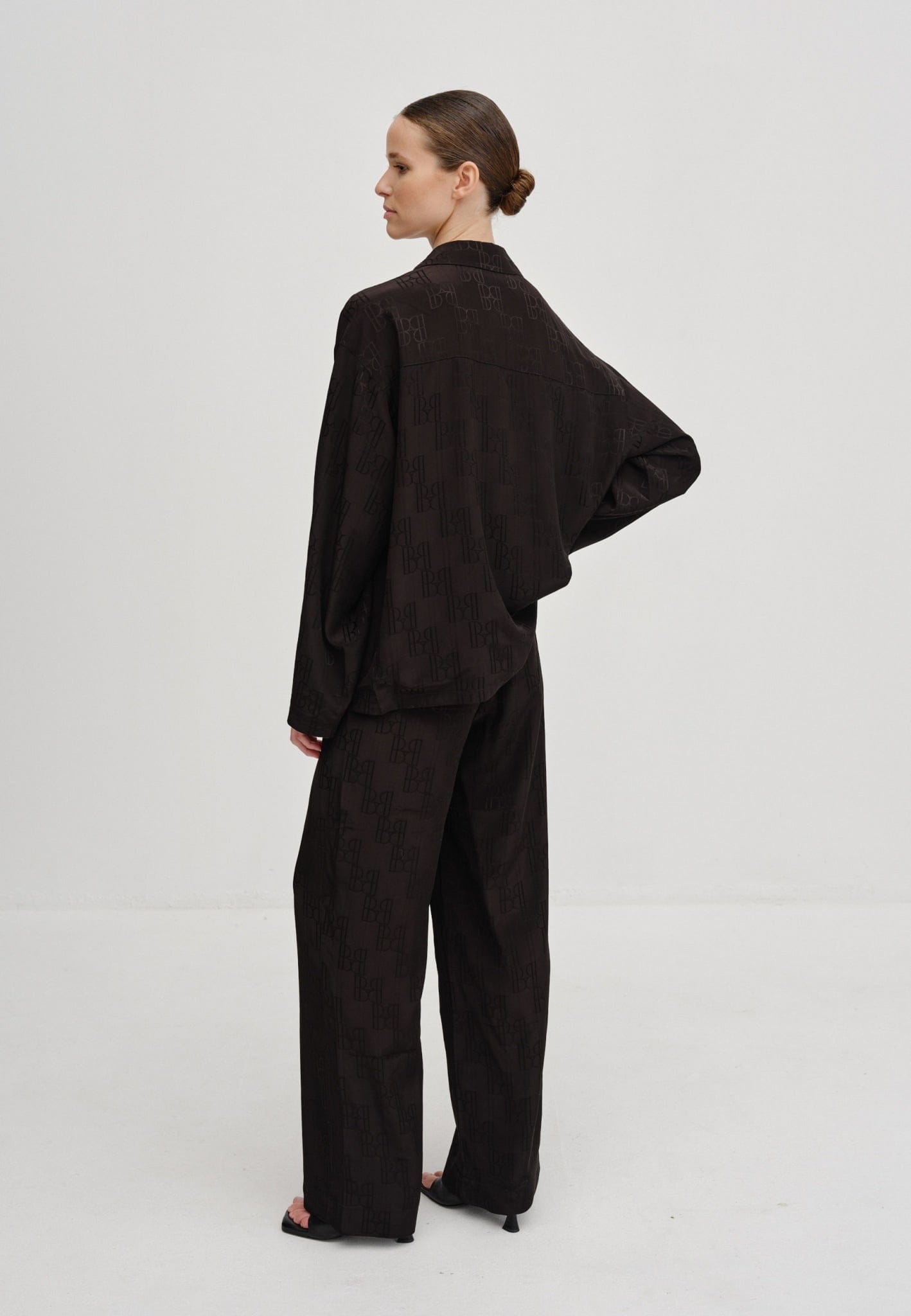 Py Blouse - Black in Black made by HERSKIND