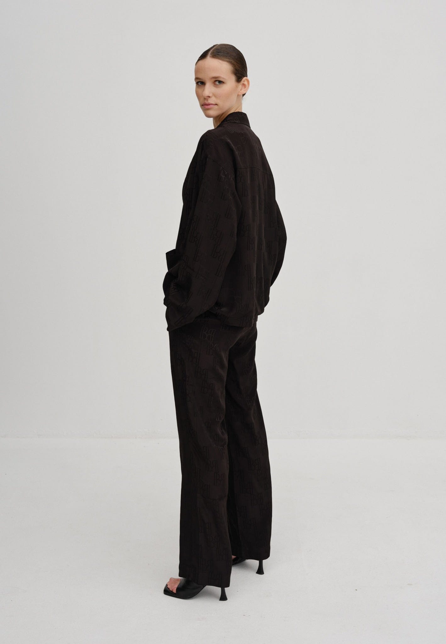 Py Blouse - Black in Black made by HERSKIND
