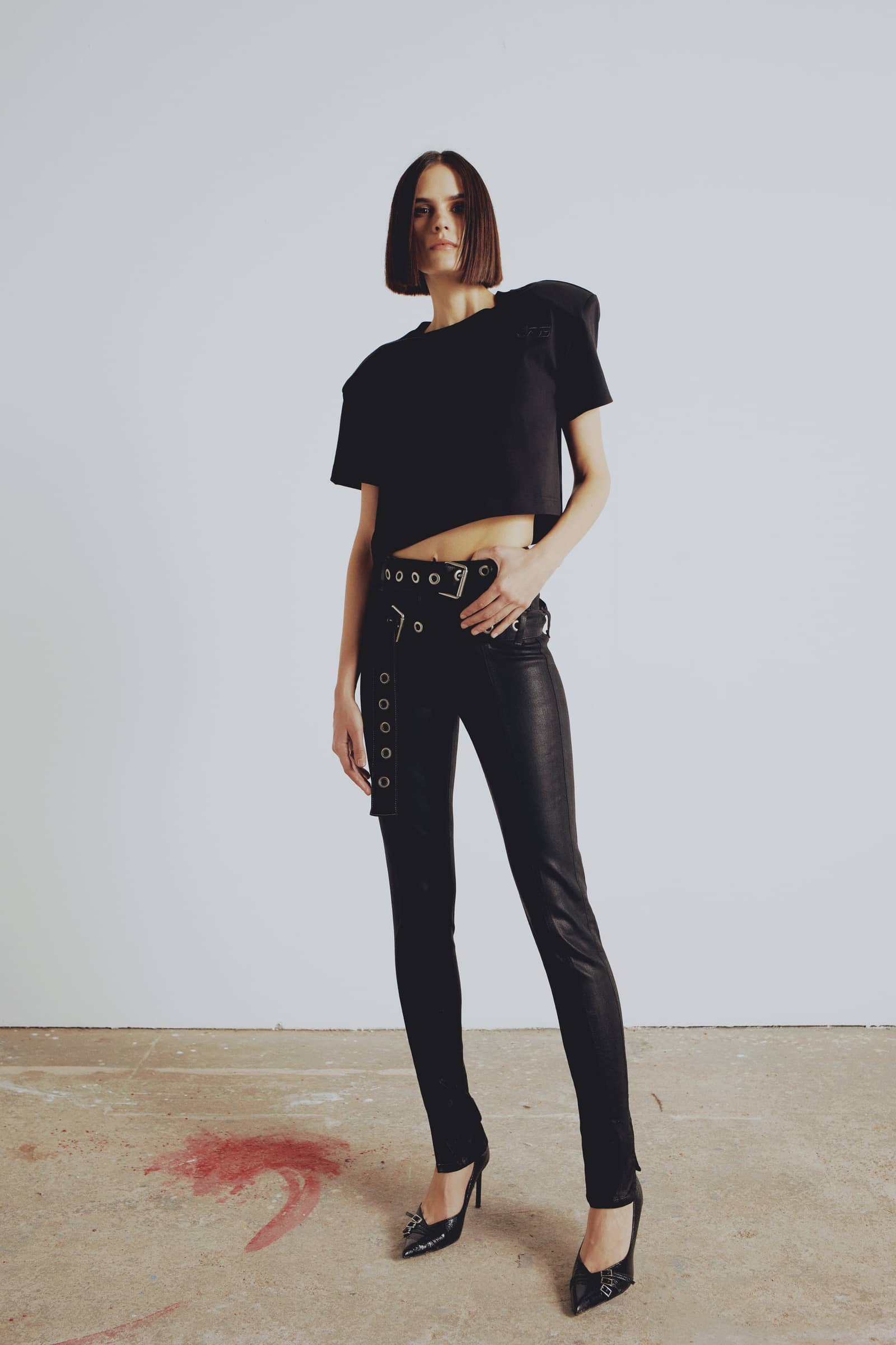 YOUR *ITCH SHOULDER PADDED T-SHIRT - JET BLACK made by PCFG