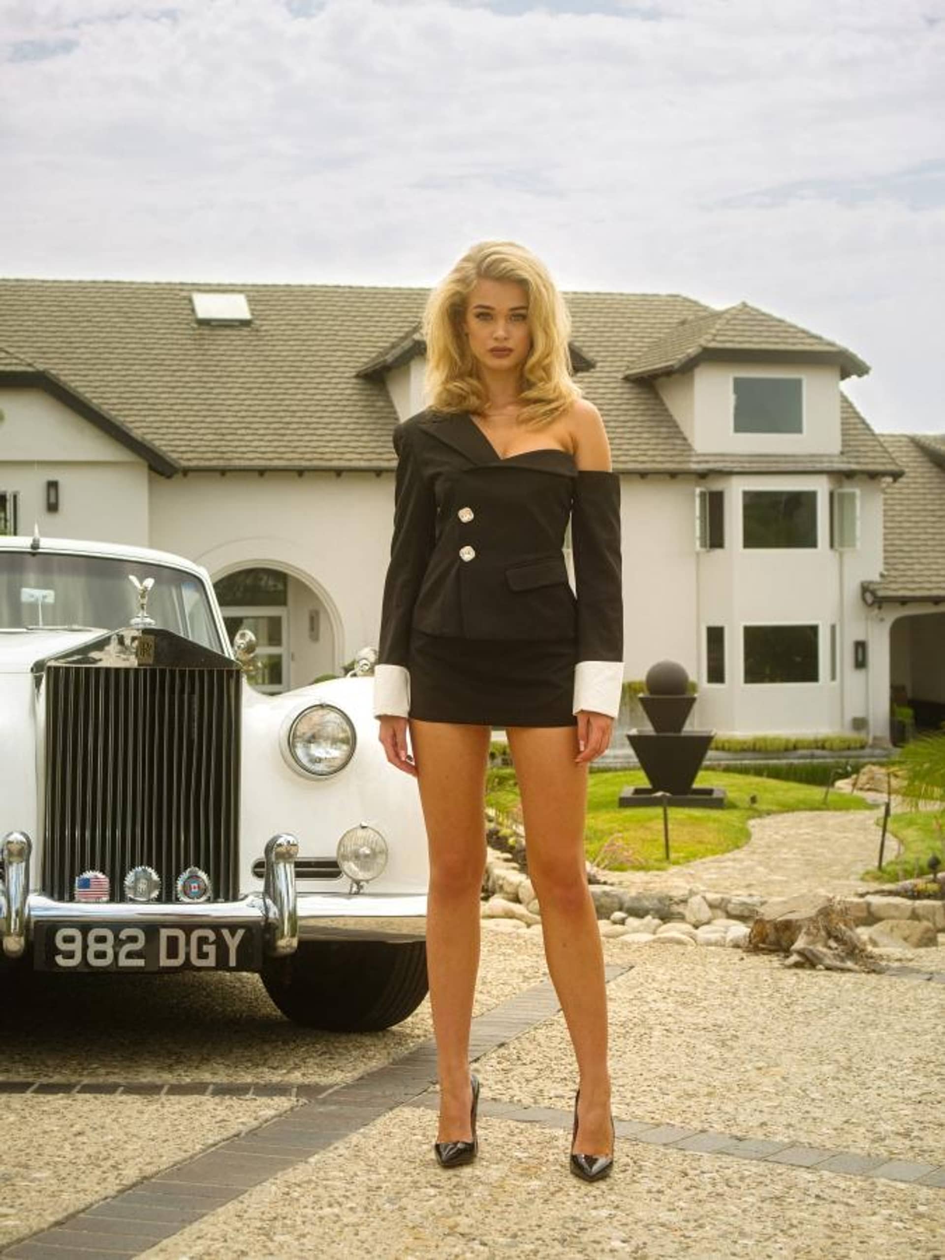 Black Manhattan Blazer Top (Final Sale) in Black made by Nana Jacqueline