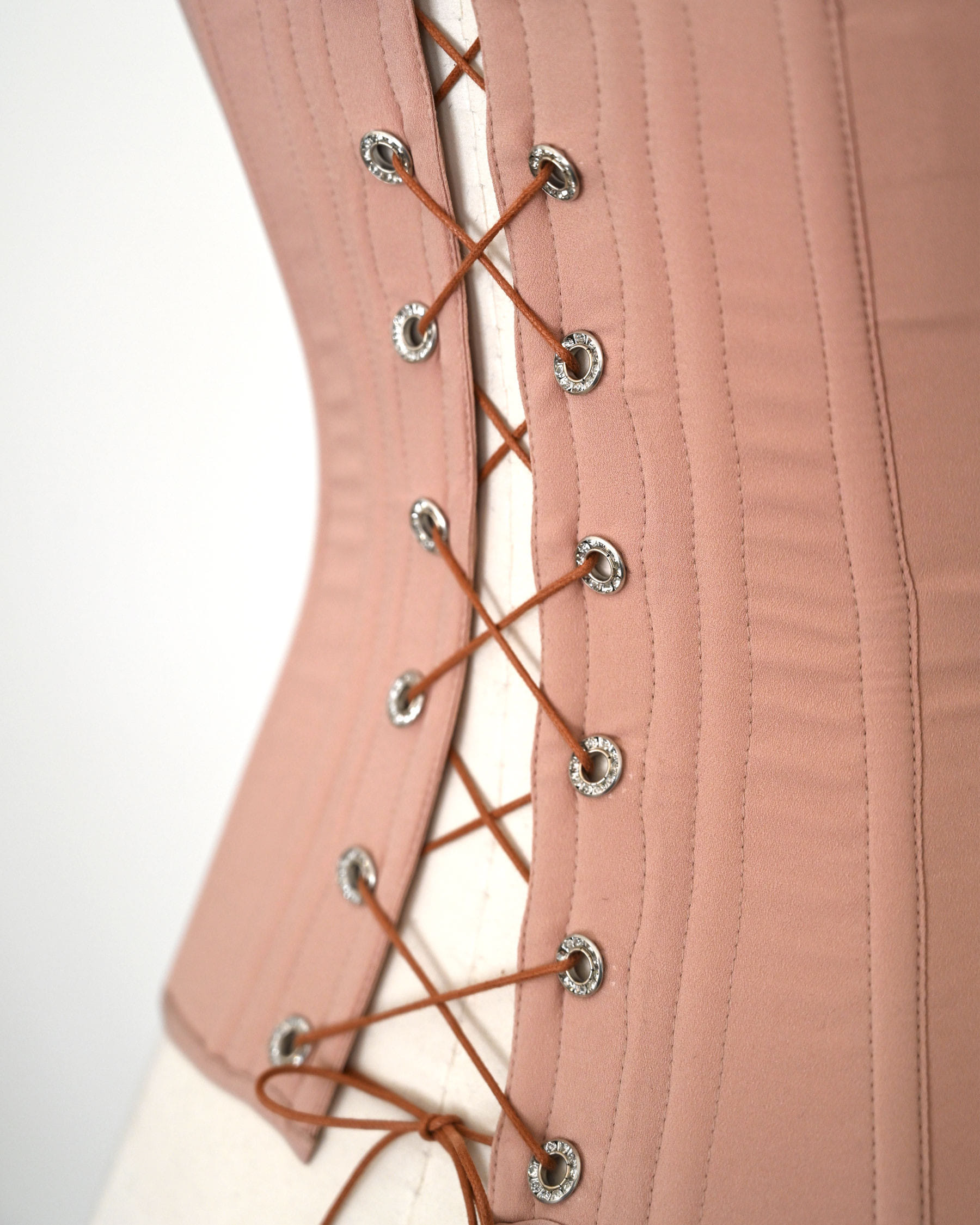 NUDE VICTORIAN made by Alice Pons Milano