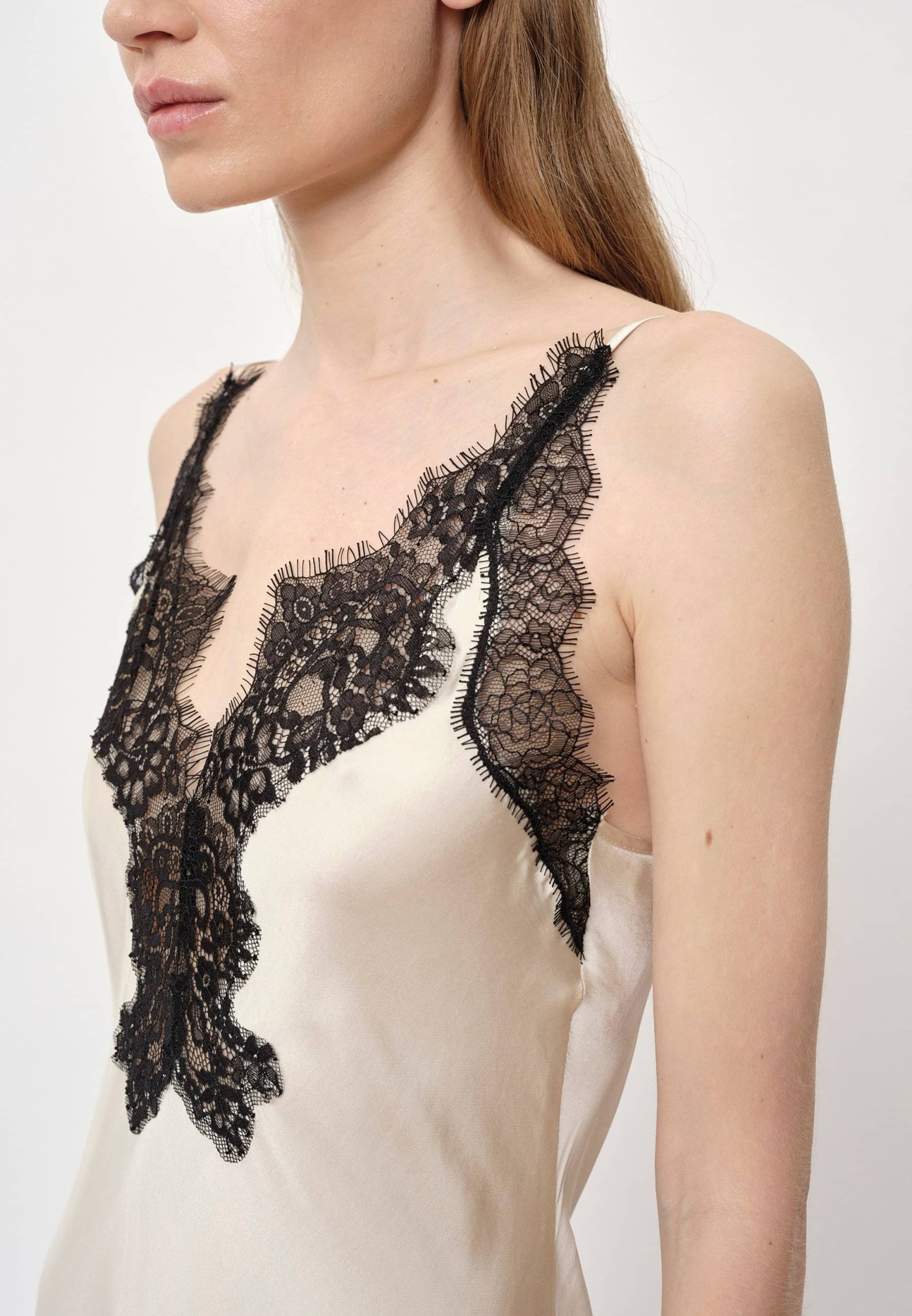 Nelly Dress - Light Asparagus made by HERSKIND