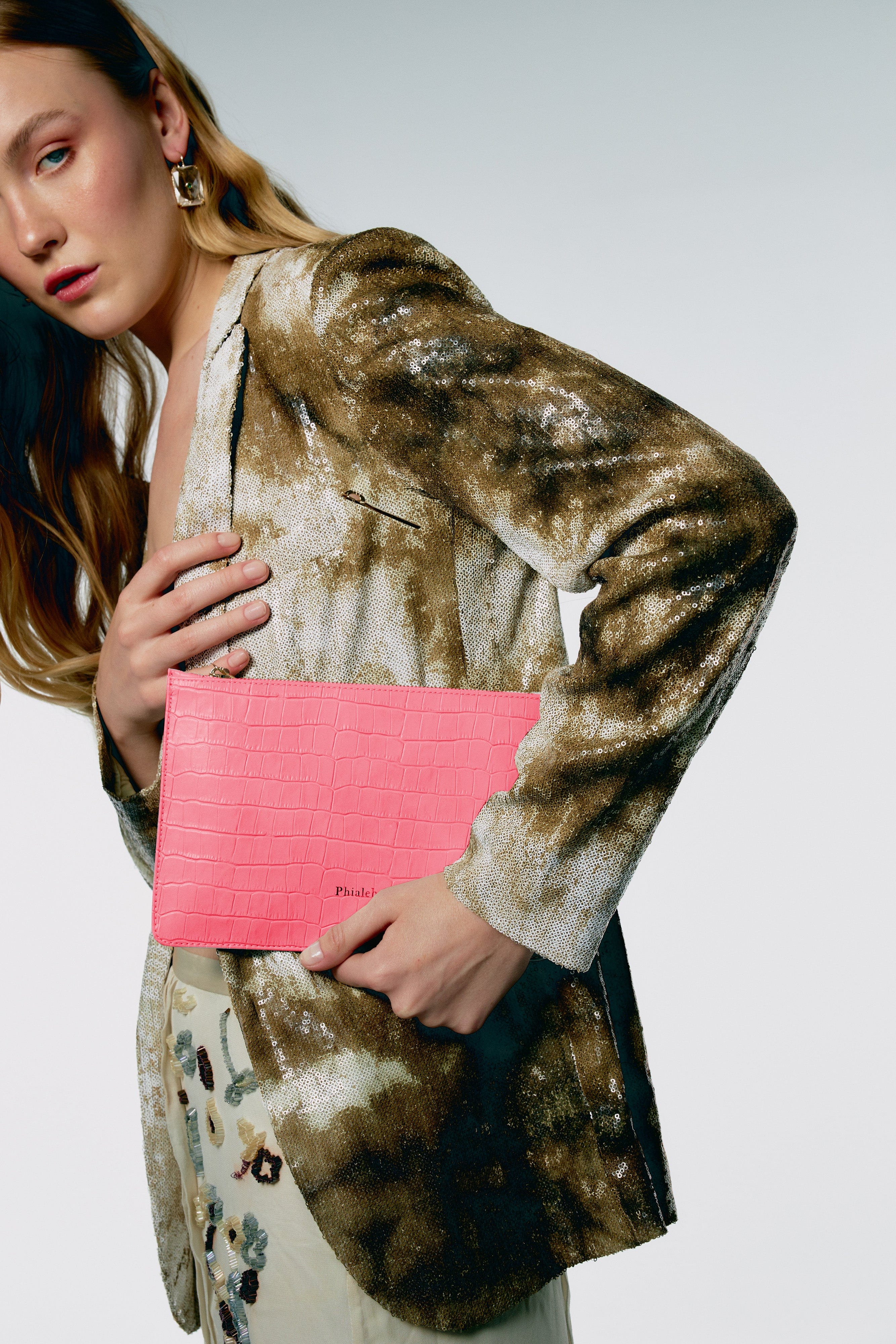 Pink mini wallet made by Phialebel