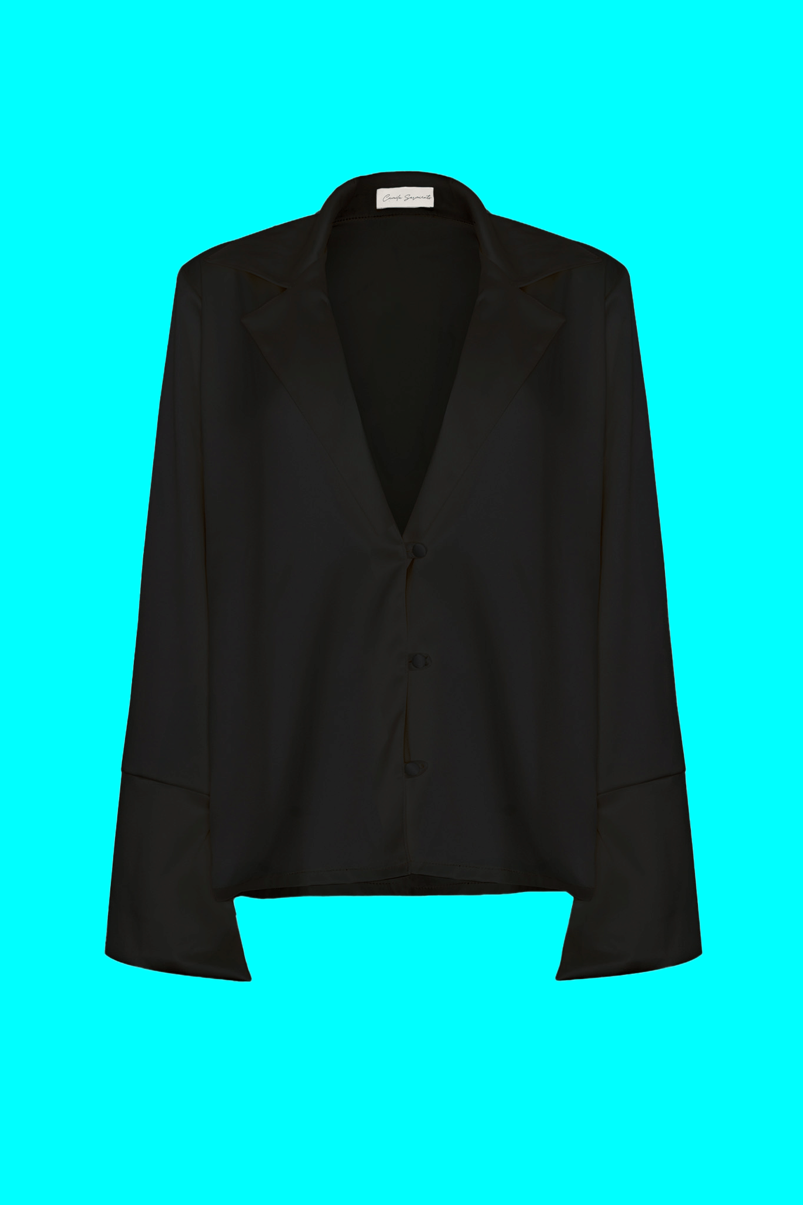 Lirio Shirt in Black made by Camila Sarmiento