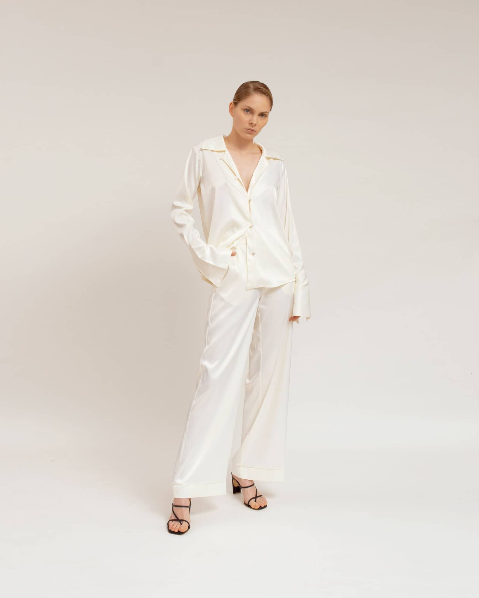 Lirio Shirt in White made by Camila Sarmiento