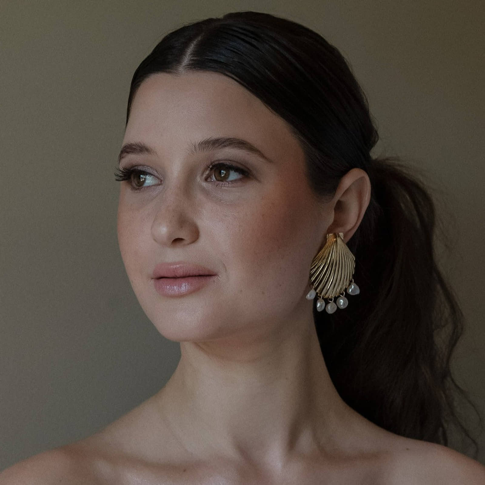 CAPESANTA EARRINGS made by Zepplin The Label