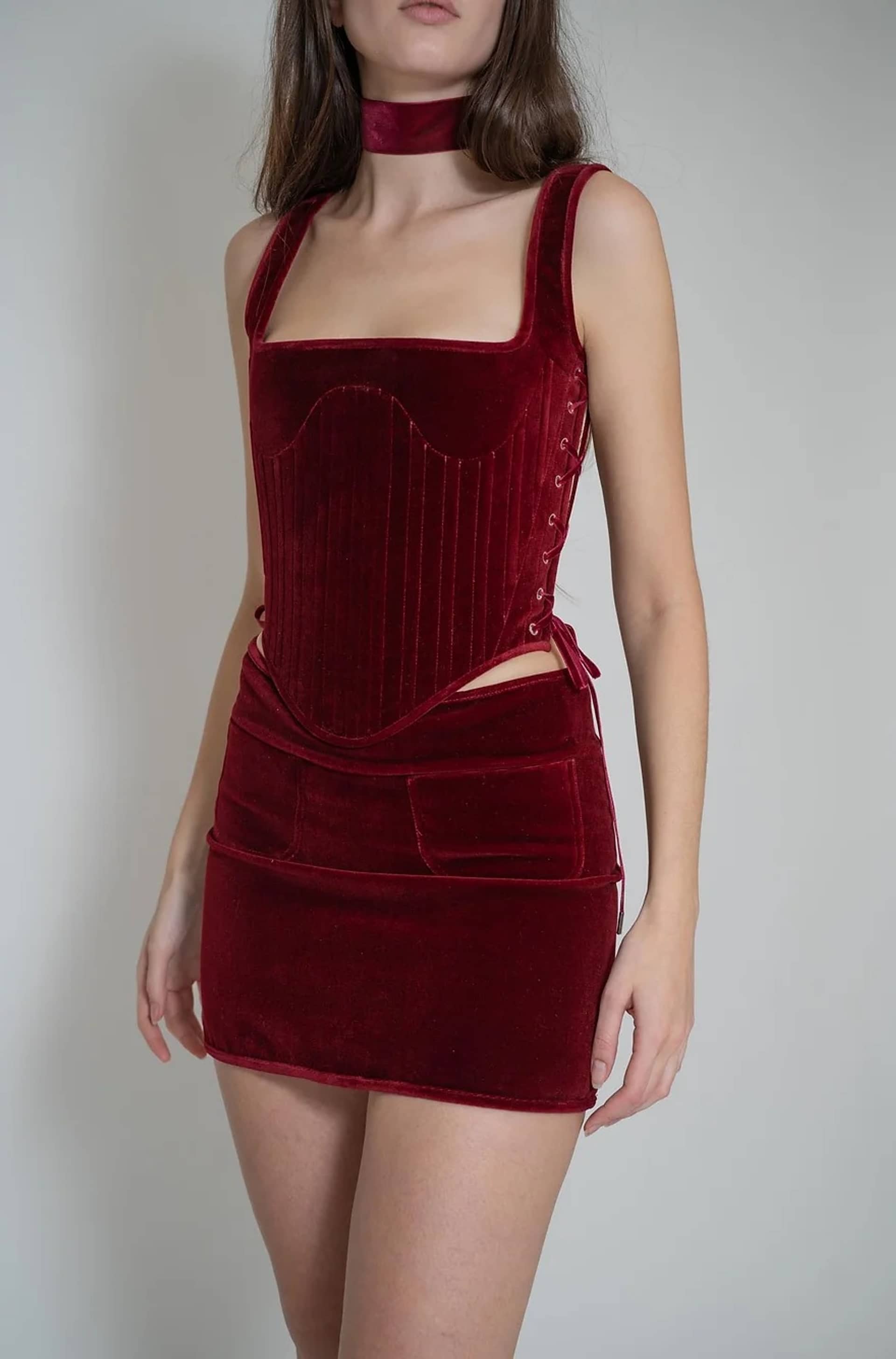 CARMINE ELIZABETHAN made by Alice Pons Milano