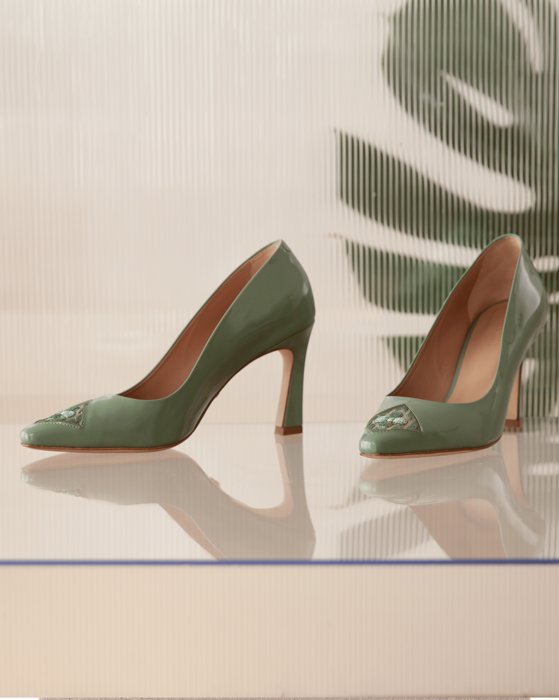 Fiorellini Pump in Semi-Patent Leather 85 Sea Green in Green made by ATANA