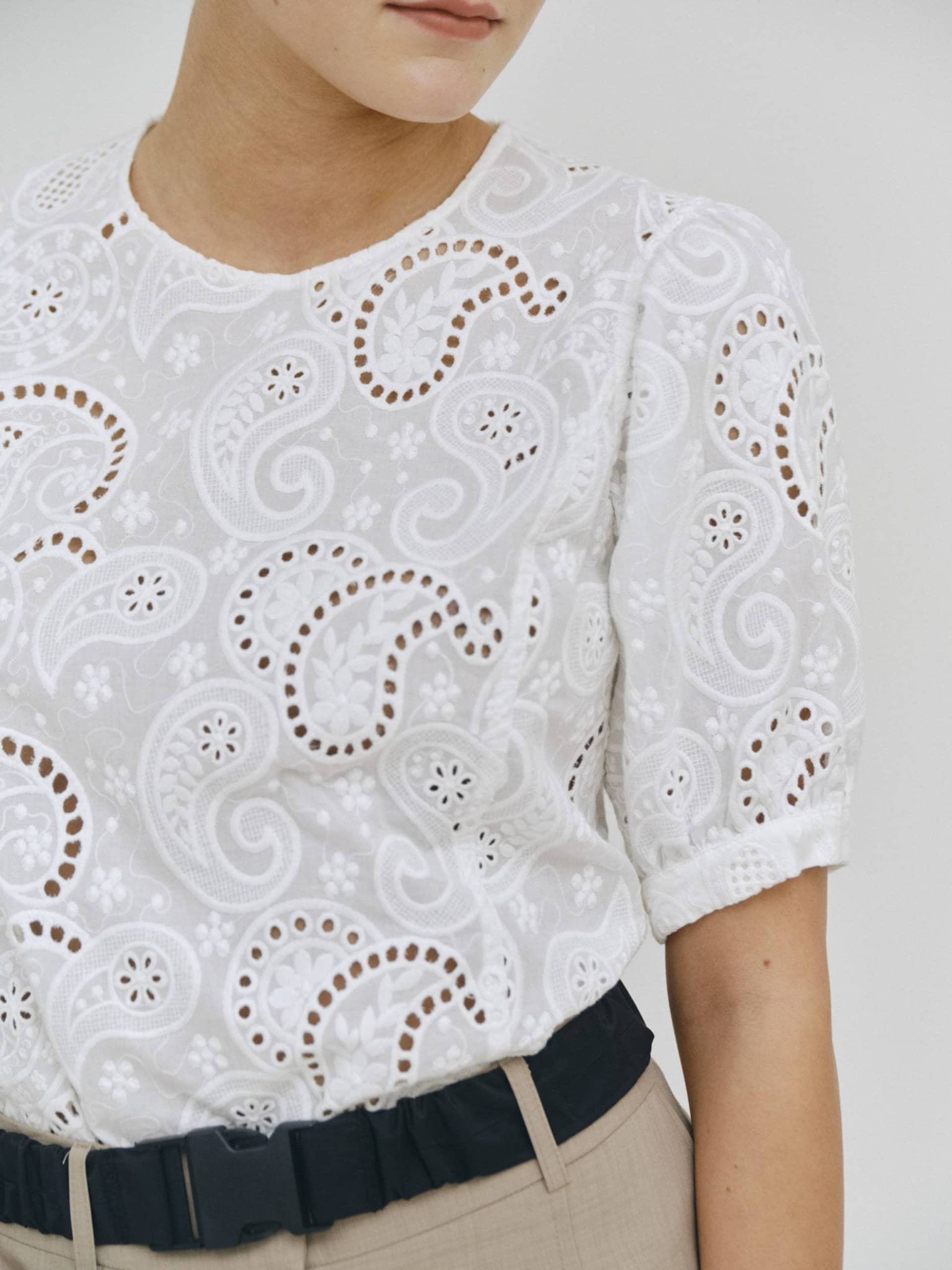 Ida Blouse - White made by HERSKIND