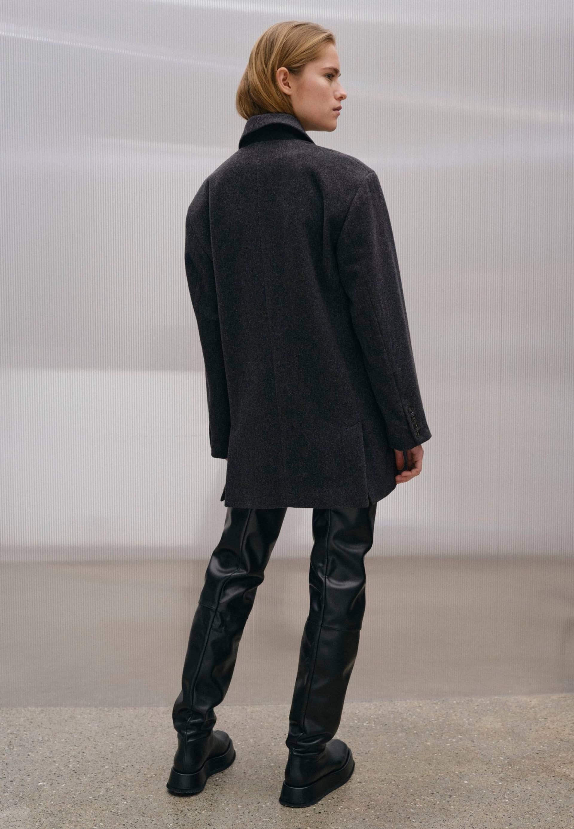 Wilma Coat - Grey made by HERSKIND