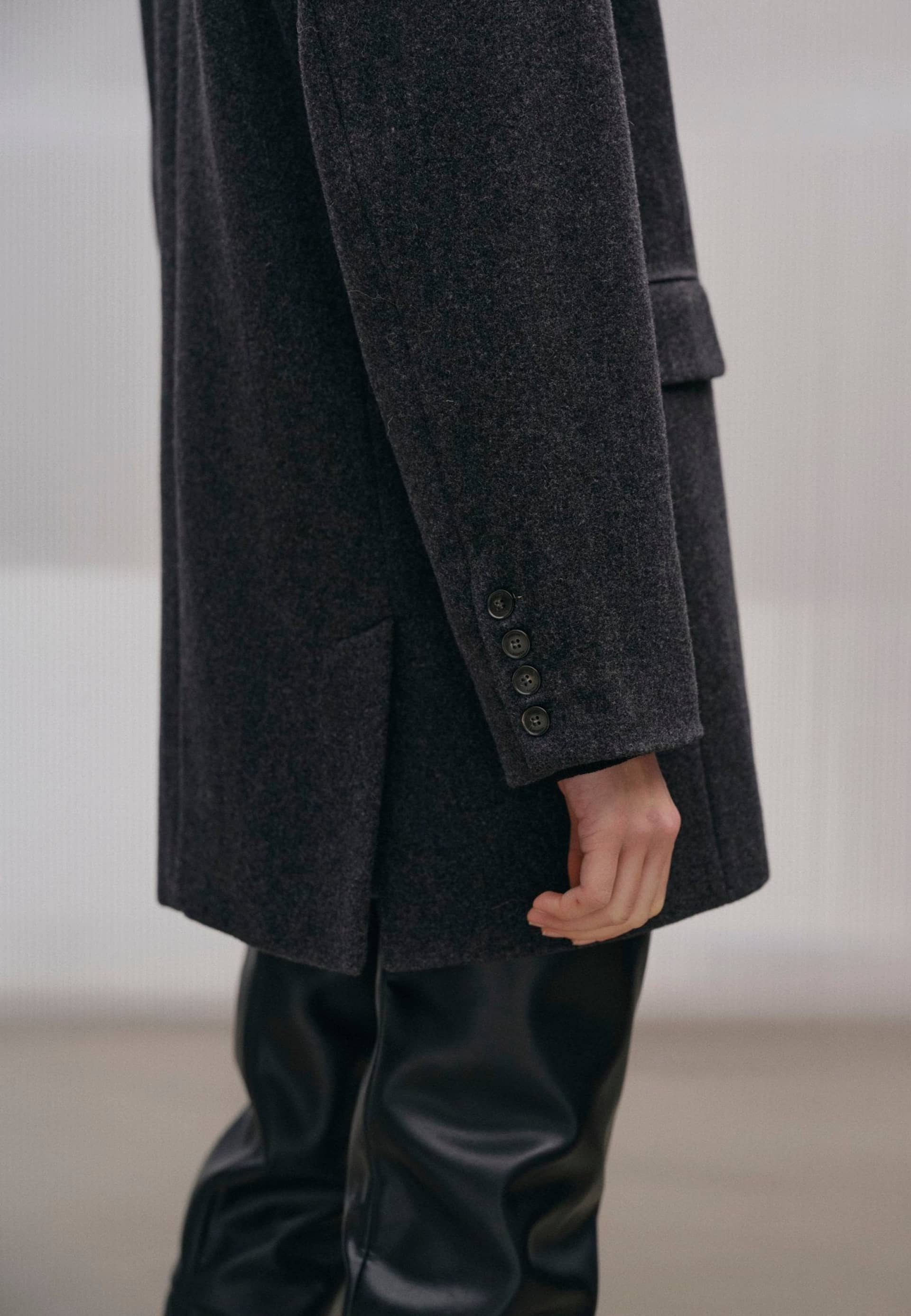 Wilma Coat - Grey made by HERSKIND