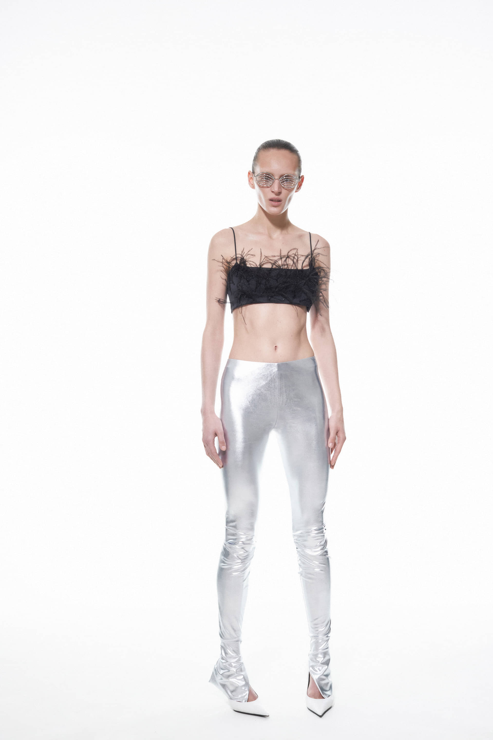 METALLIC LEGGINGS in Silver made by NUÉ