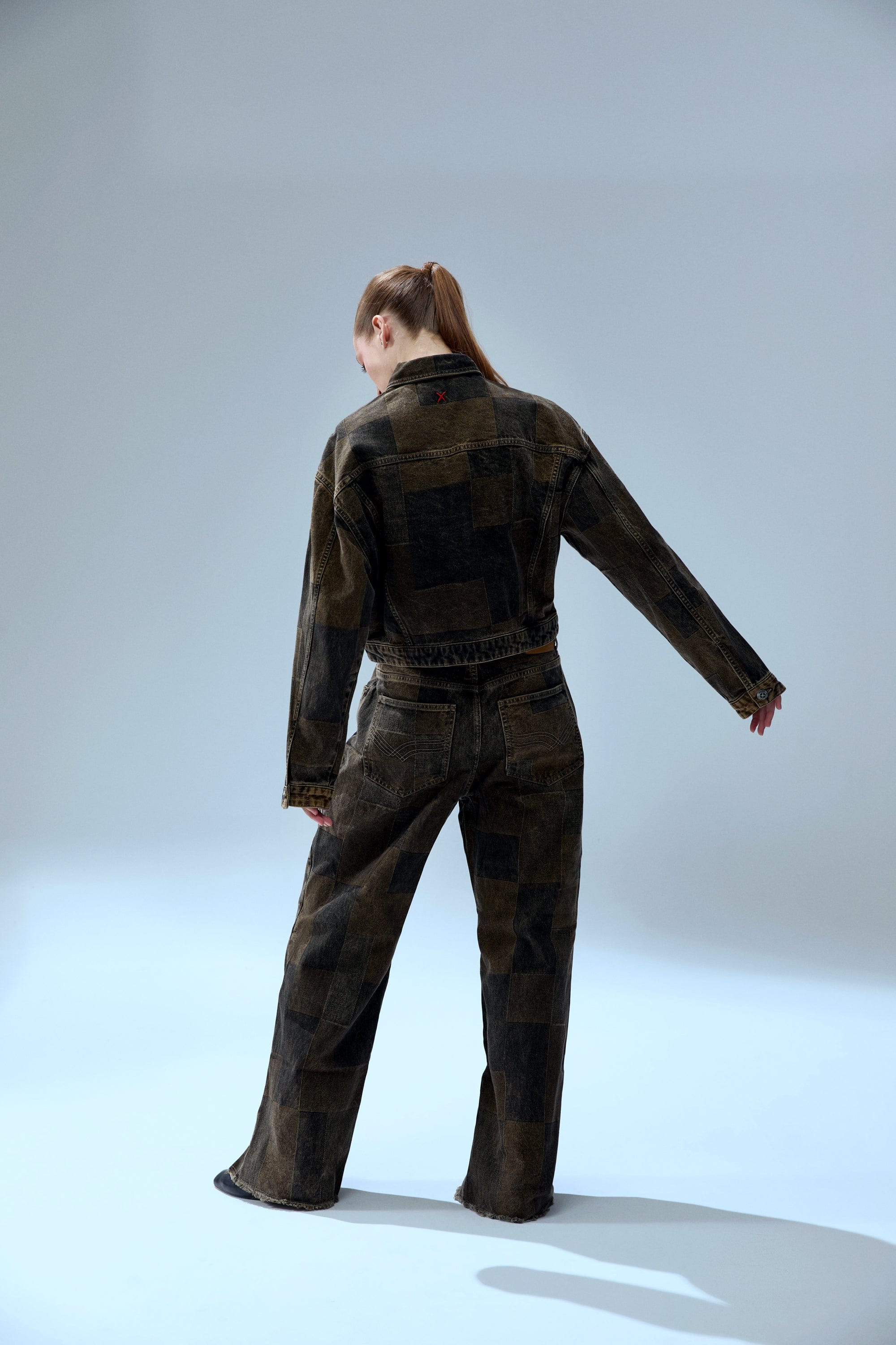 YOUR *ITCH COLORBLOCKED DENIM JACKET - BROWN made by PCFG