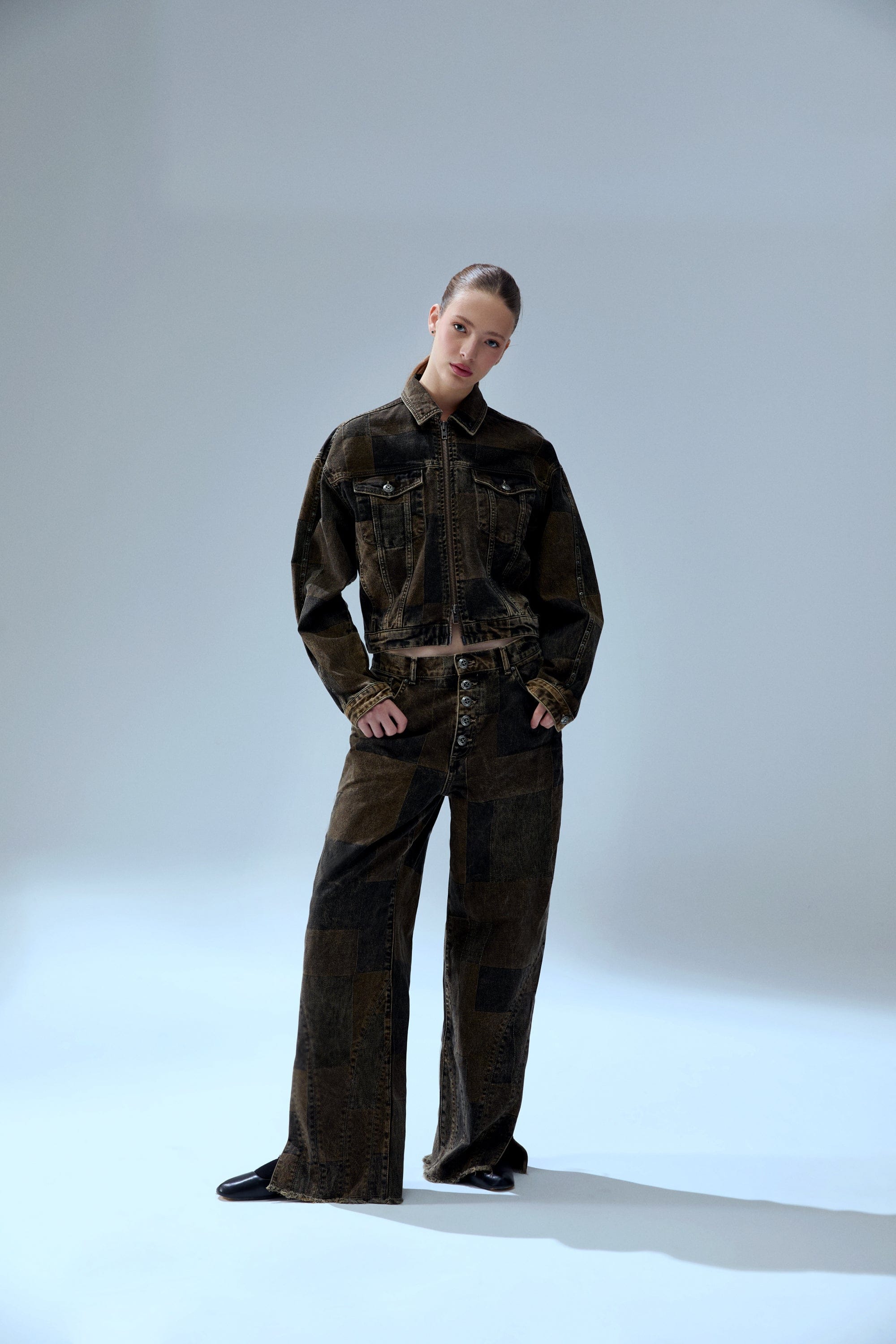 YOUR *ITCH COLORBLOCKED DENIM JACKET - BROWN made by PCFG