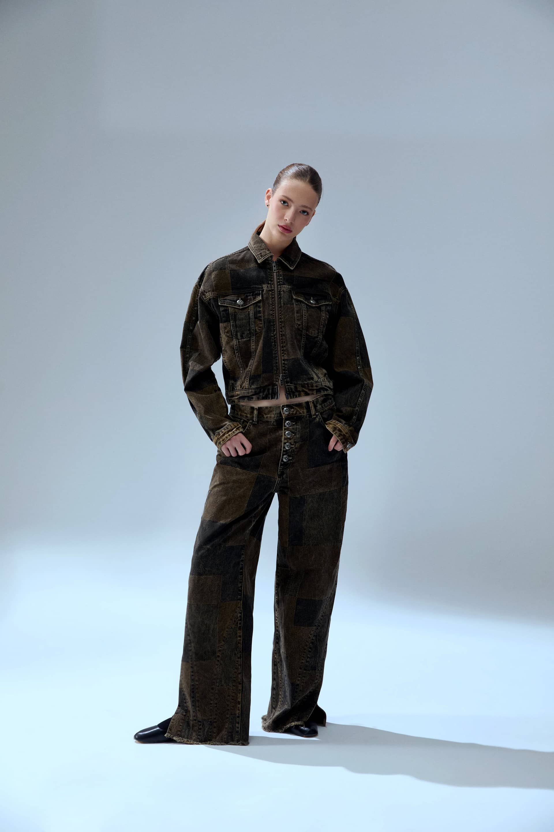 YOUR *ITCH COLORBLOCKED DENIM JACKET - BROWN made by PCFG