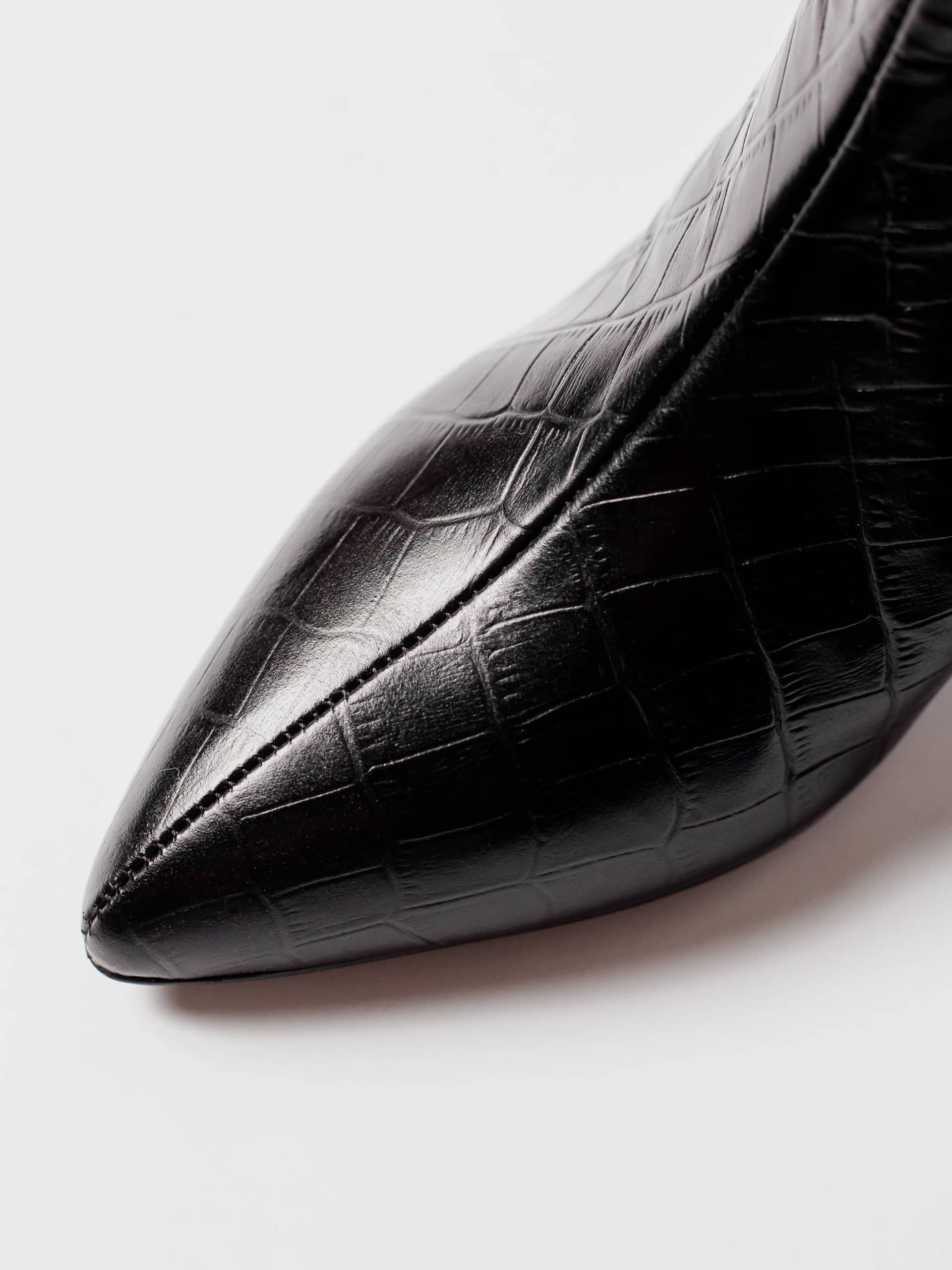 THE VANESSA TALL BLACK CROC made by Blankens